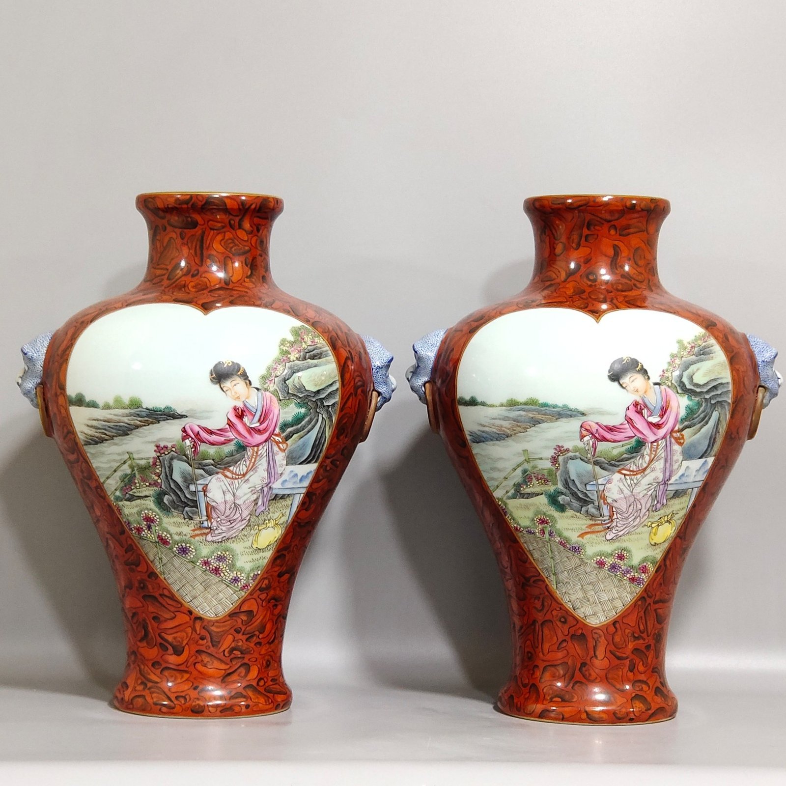 Qing Dynasty Qianlong stone pattern glazed window character story amphorae