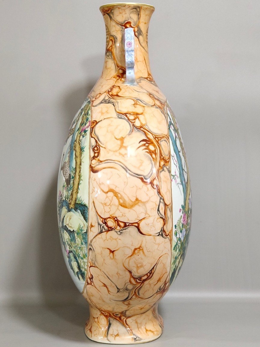 Qing Dynasty Qianlong stone patterned glazed peacock flat vase with windows
