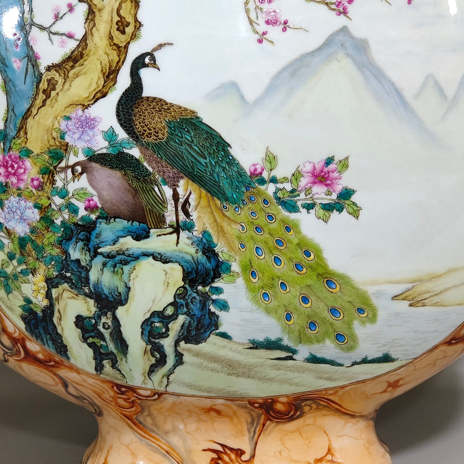 Qing Dynasty Qianlong stone patterned glazed peacock flat vase with windows