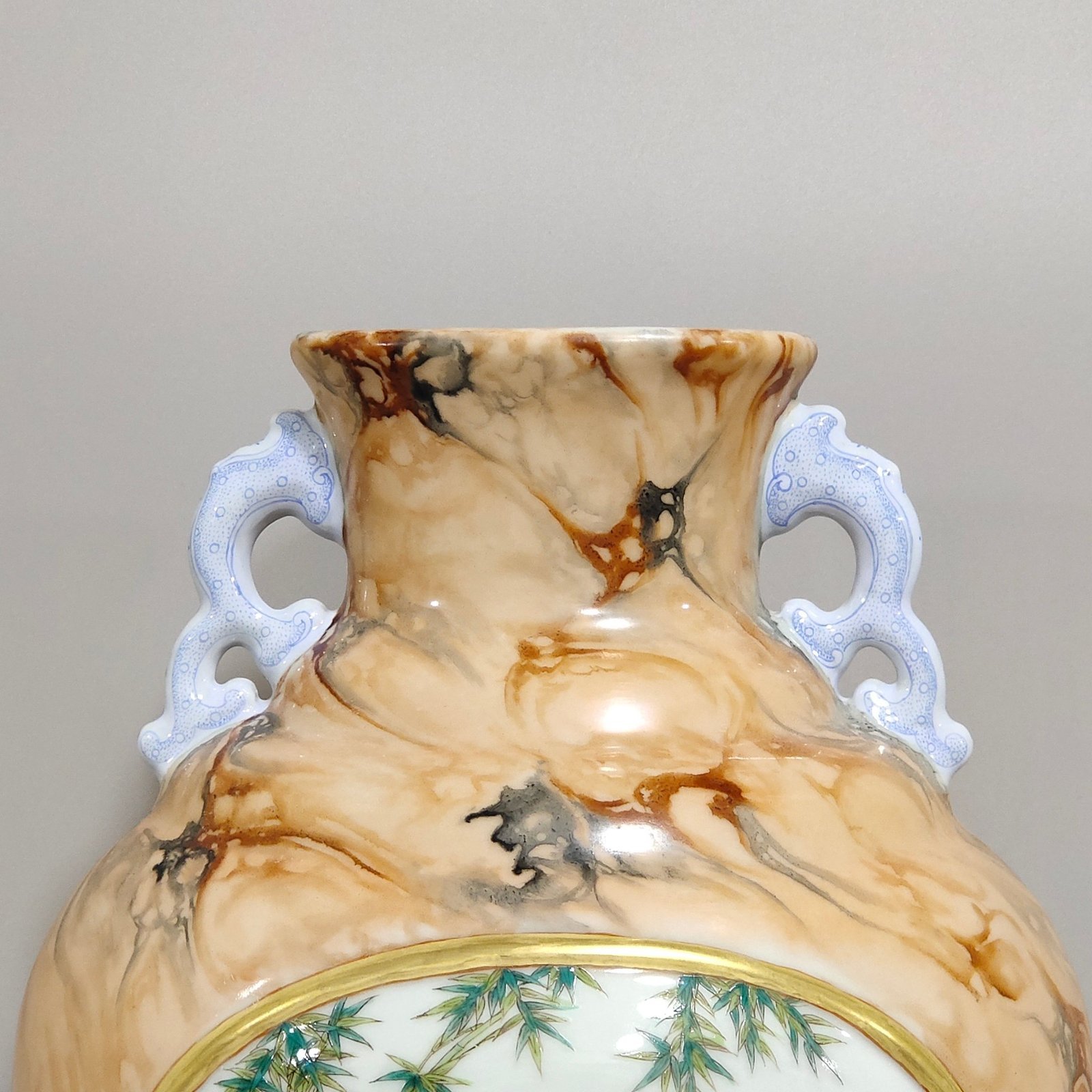 Qing Dynasty Qianlong stone patterned glazed flower and bird amphora with windows