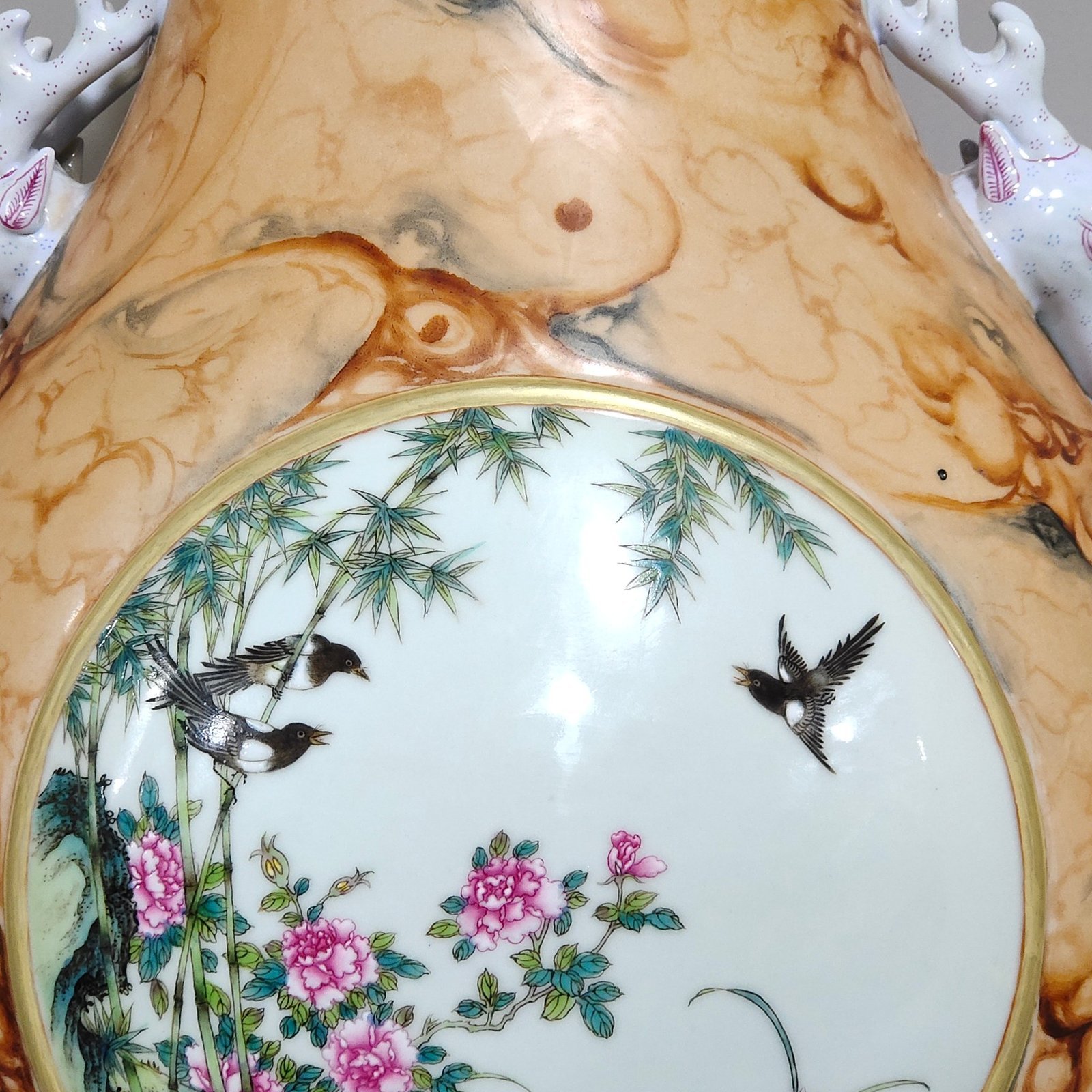 Qing Dynasty Qianlong stone pattern glazed windowed flower bird and deer head statue