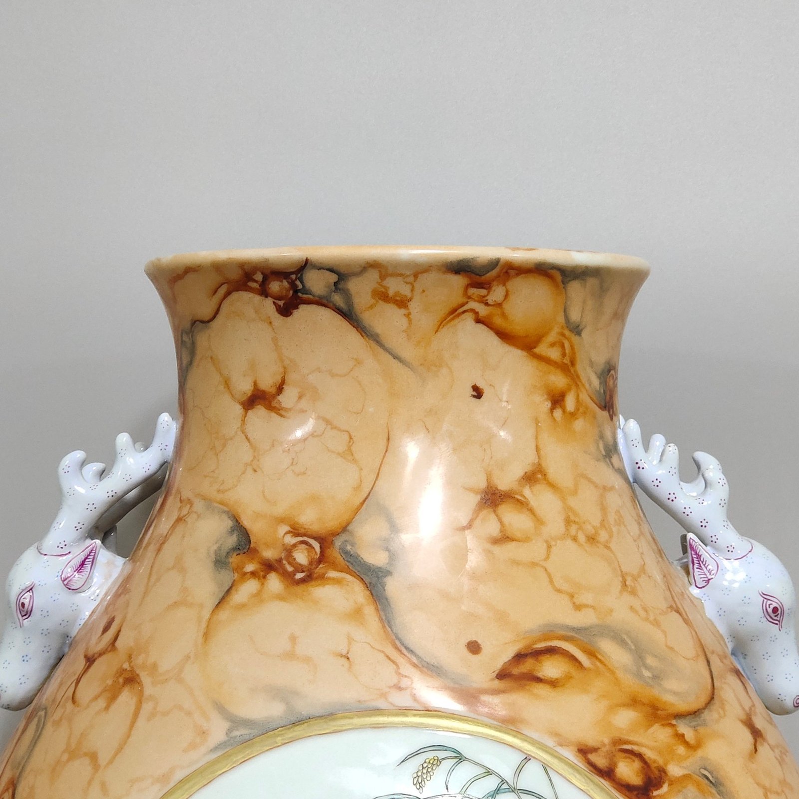 Qing Dynasty Qianlong stone pattern glazed windowed flower bird and deer head statue