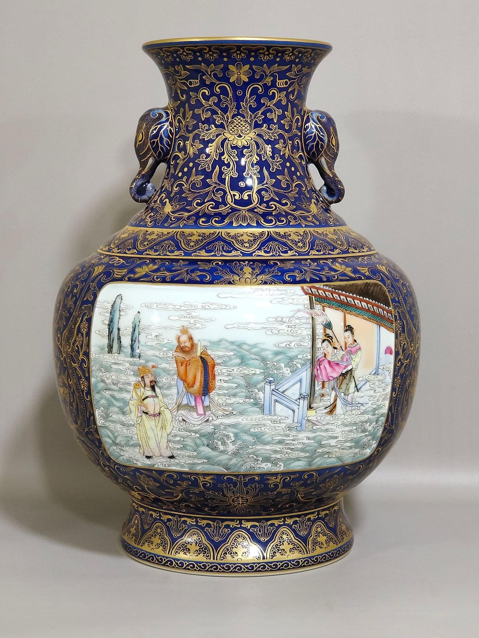 Qing Dynasty Qianlong Festival Blue Glaze Gold Painted Window Character Story Elephant Ear Vase