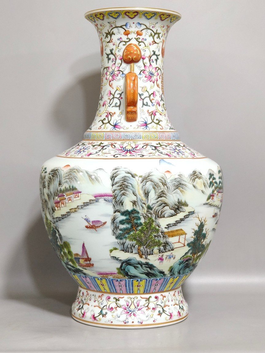 Qing Dynasty Qianlong Fushou Shuangquan landscape amphora