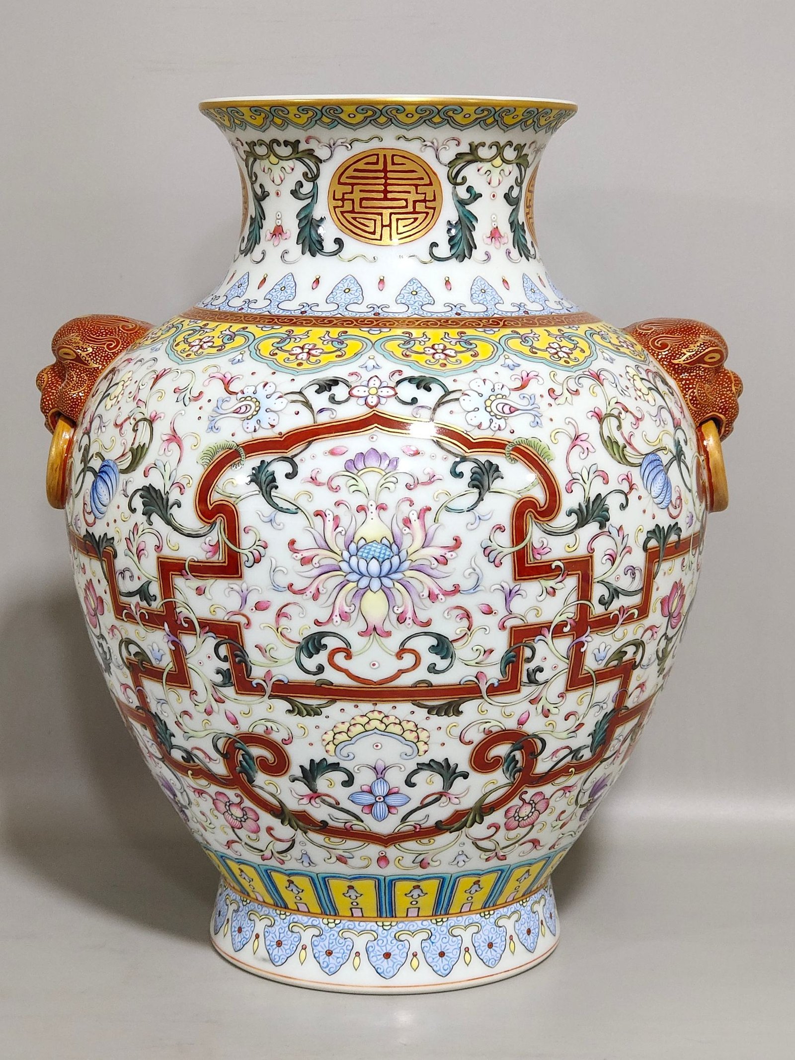 Qing Dynasty Qianlong A double eared statue of fortune and longevity