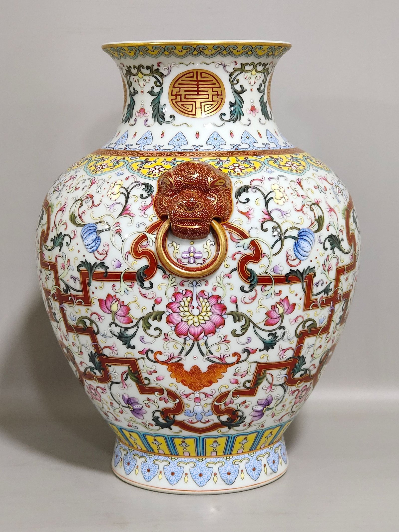 Qing Dynasty Qianlong A double eared statue of fortune and longevity
