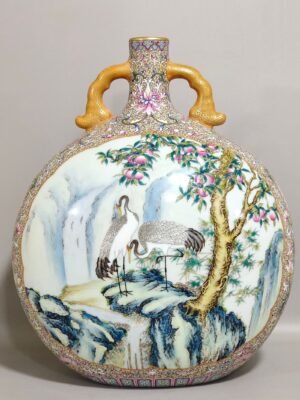 Qing Dynasty Qianlong blessing and longevity a moon holding vase