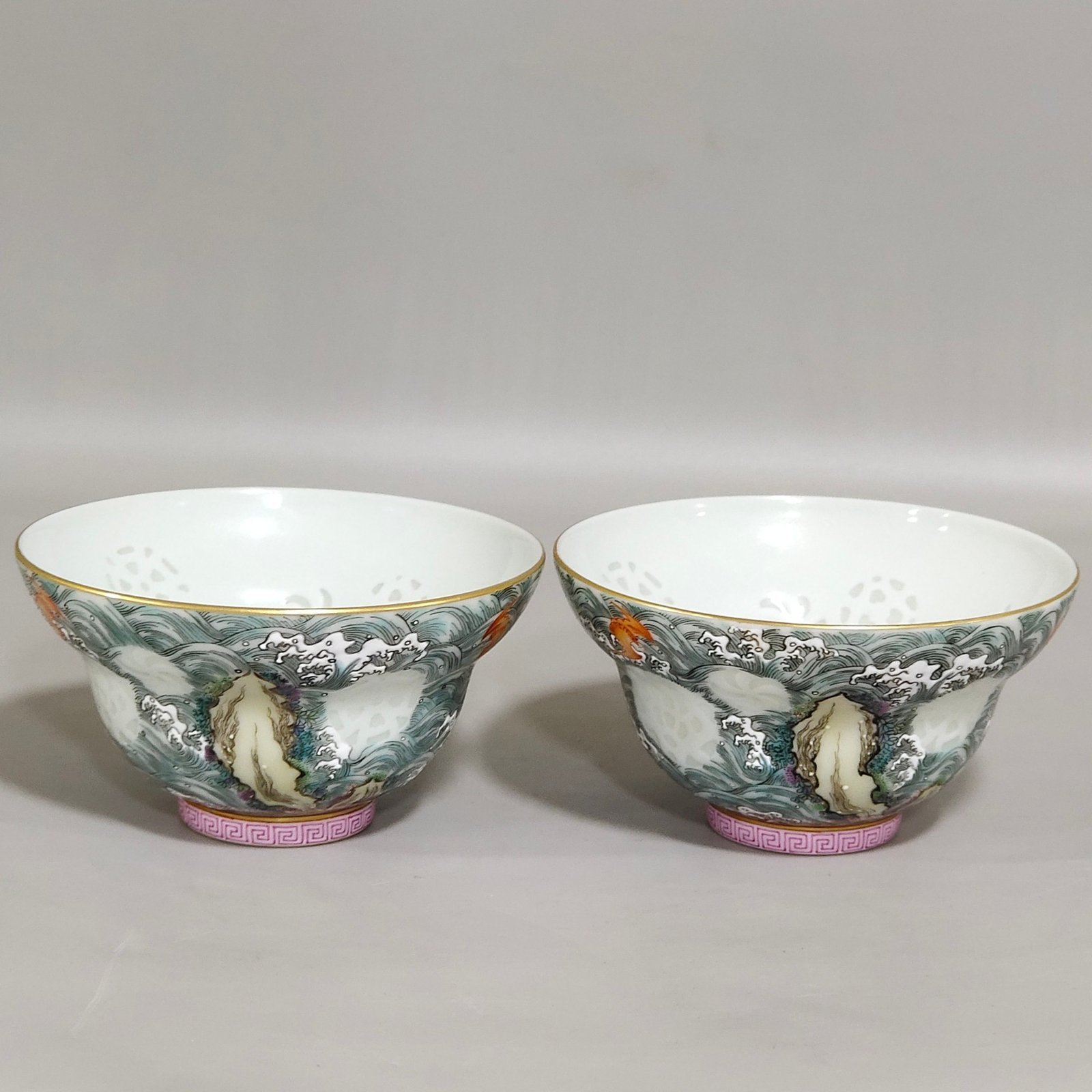 Qing Dynasty Qianlong Fushan Shouhai folded exquisite cup