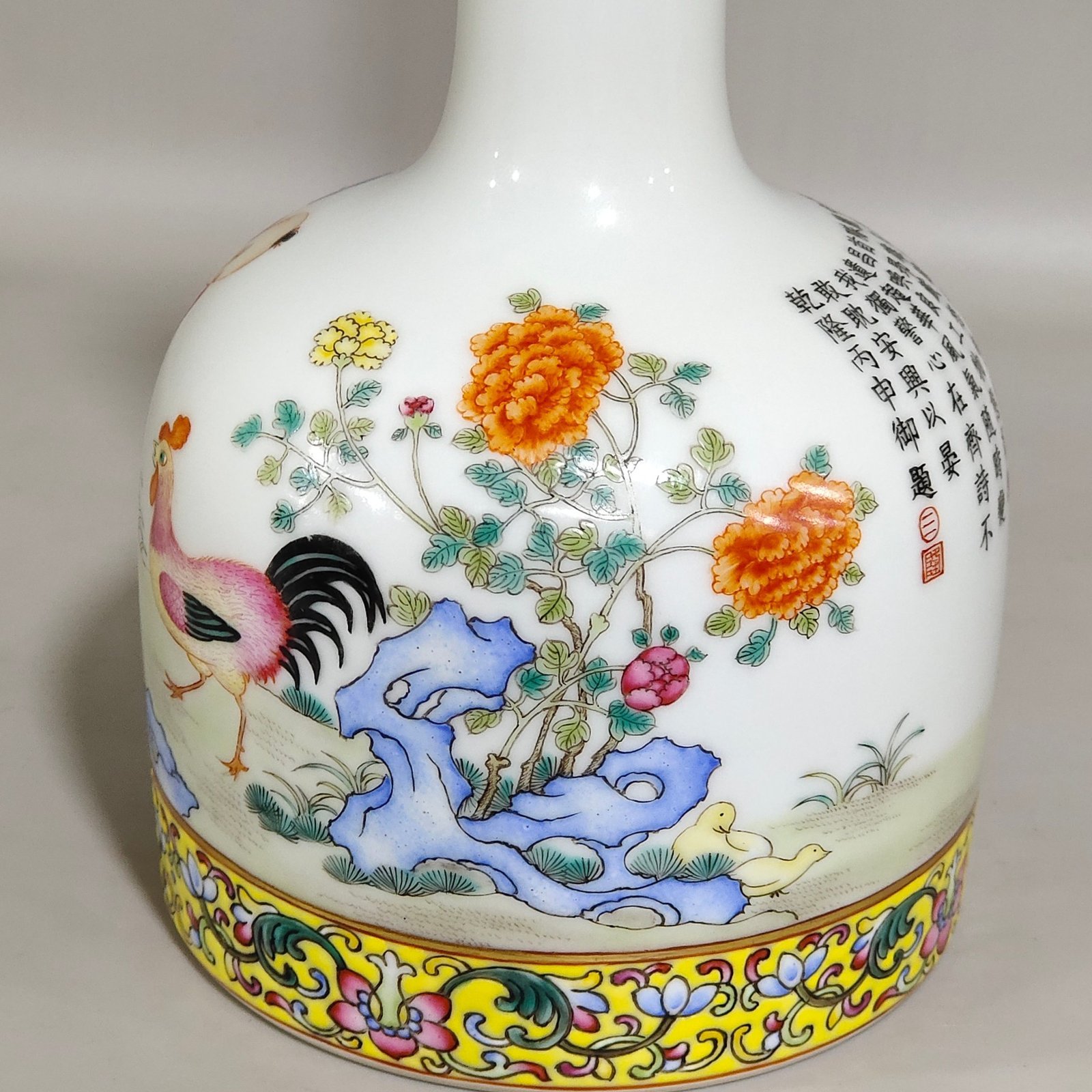 Qing Dynasty Qianlong boy’s cockfighting poem and ringing bell statue