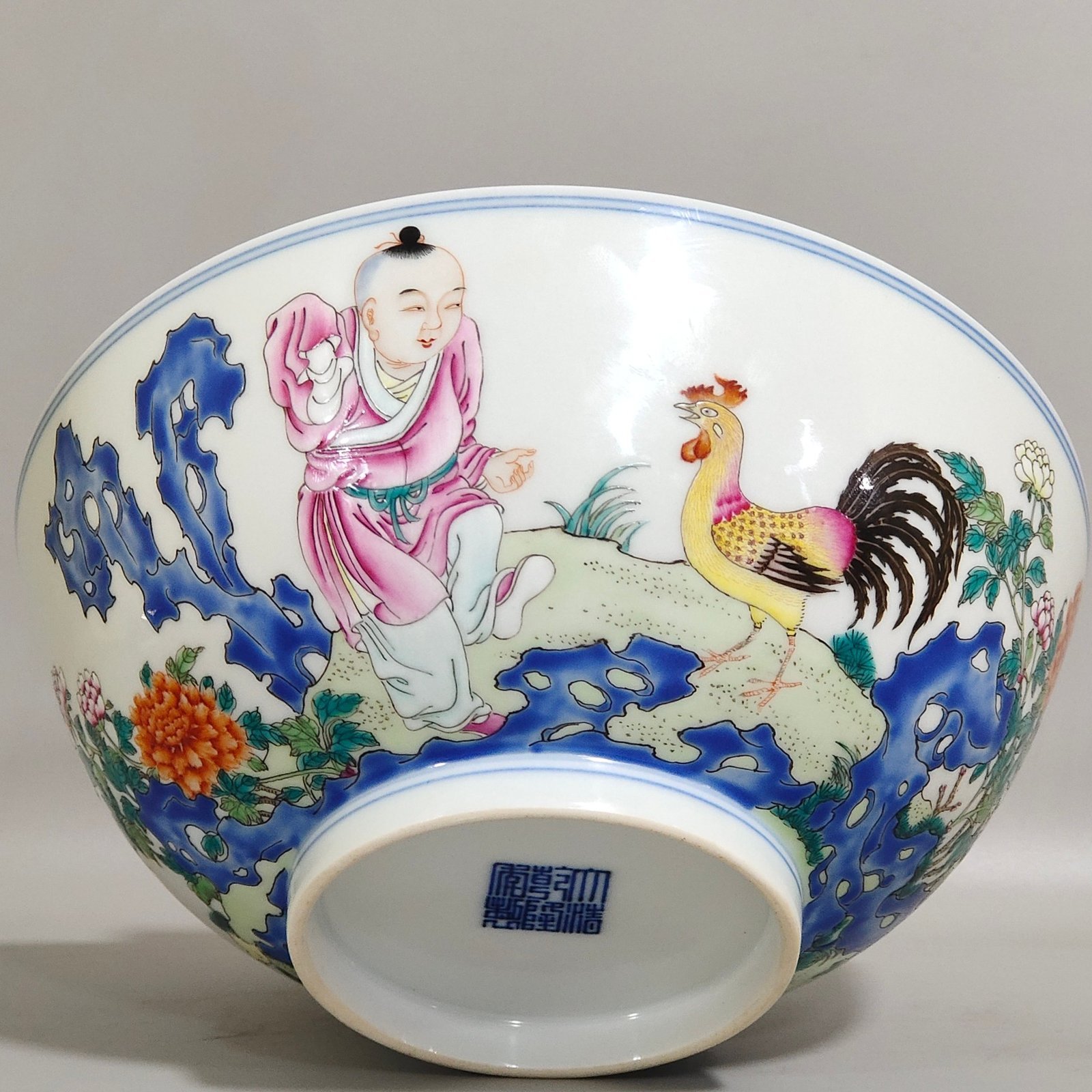 Qing Dynasty Qianlong boy’s cockfighting poem bowl