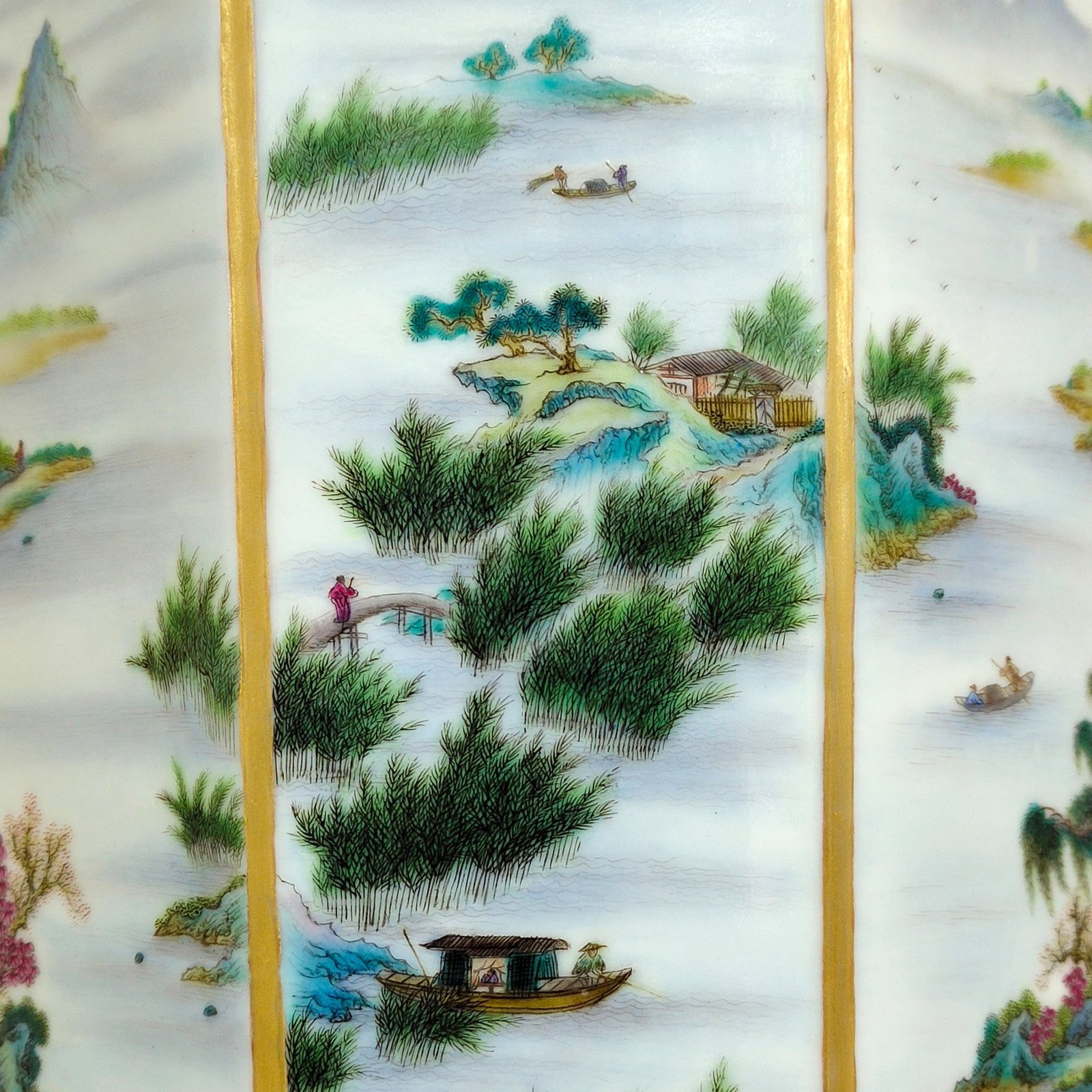 Qing Dynasty Qianlong Famille Rose Porcelain Vase
