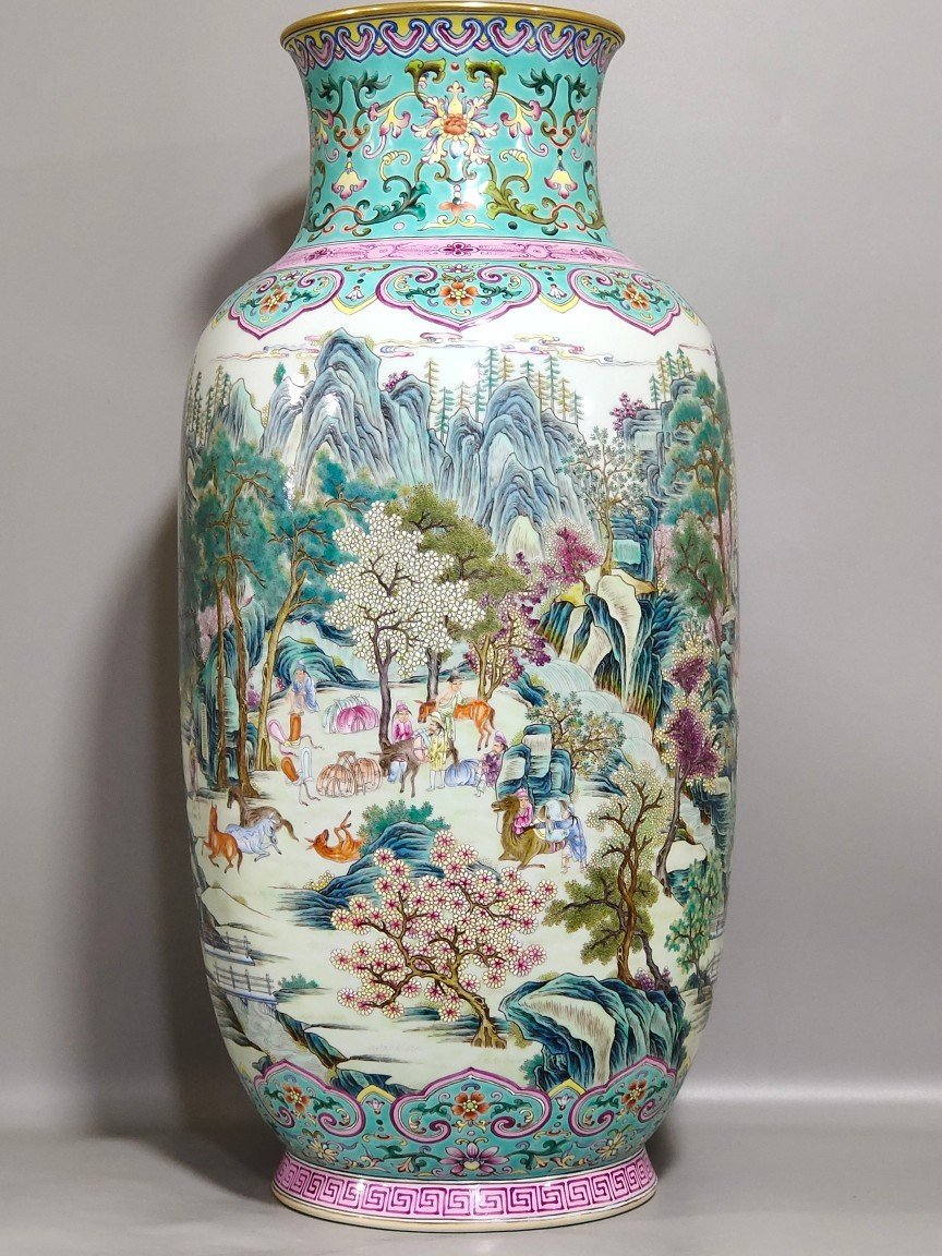 Qing Dynasty Qianlong Greenland Characters Story Ming Emperor Xing Shu Picture Winter Melon Vase