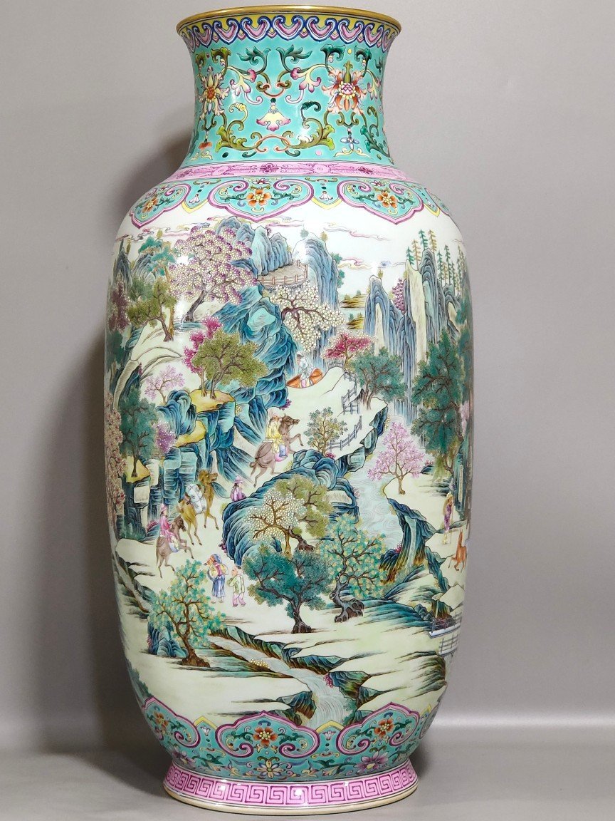 Qing Dynasty Qianlong Greenland Characters Story Ming Emperor Xing Shu Picture Winter Melon Vase