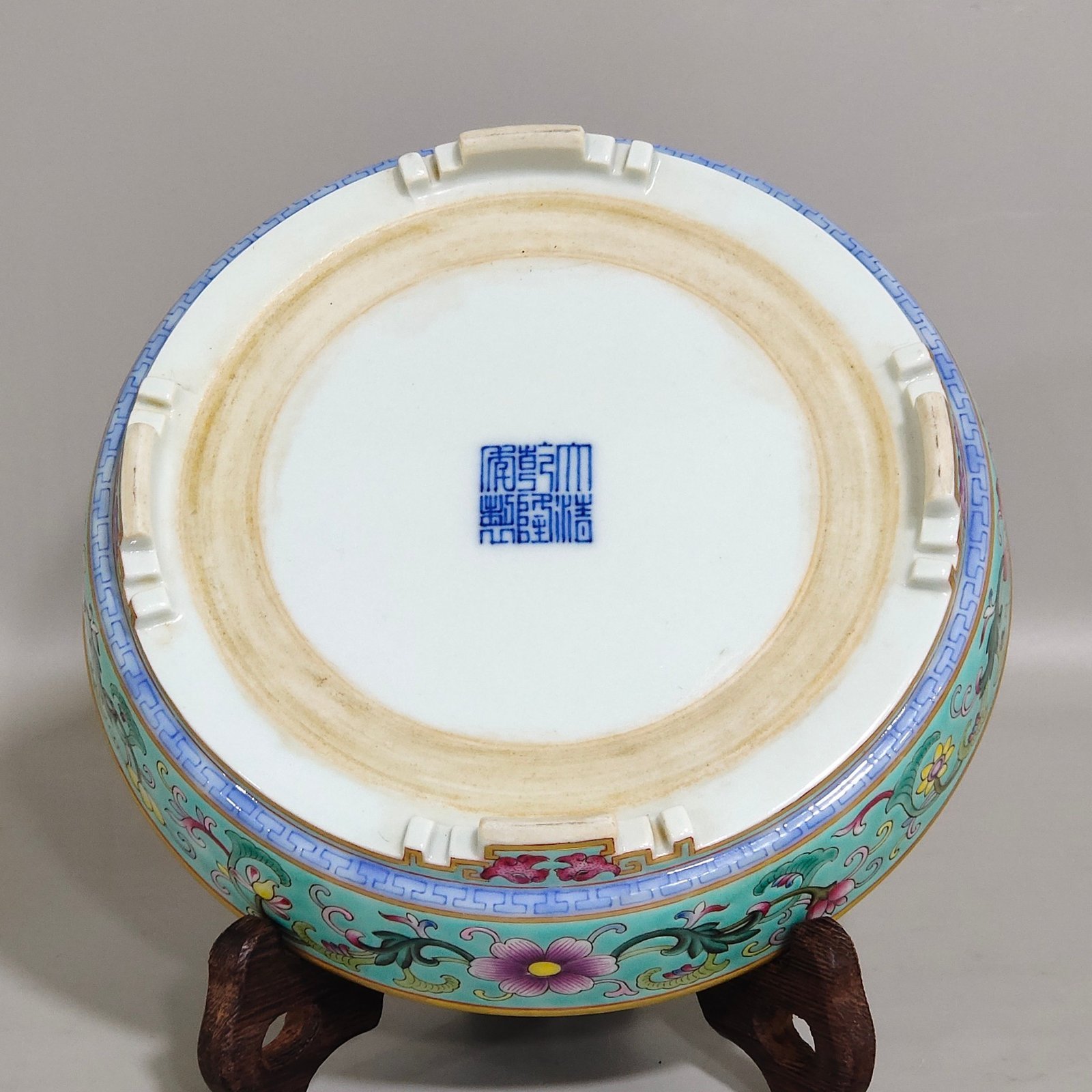 Qing Dynasty Qianlong green orchid wash