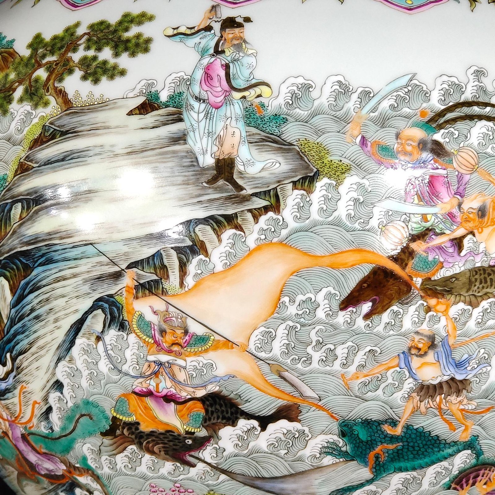 Qing Dynasty Qianlong Green Land Fortune and Longevity Their Magical Powers Celestial Sphere Vase