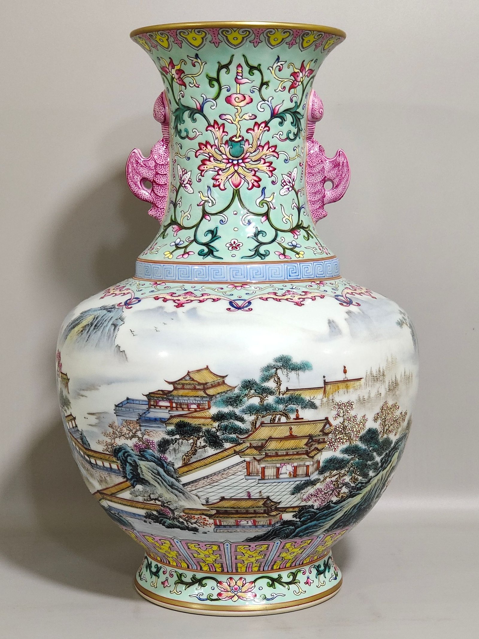 Qing Dynasty Qianlong green land landscape amphora