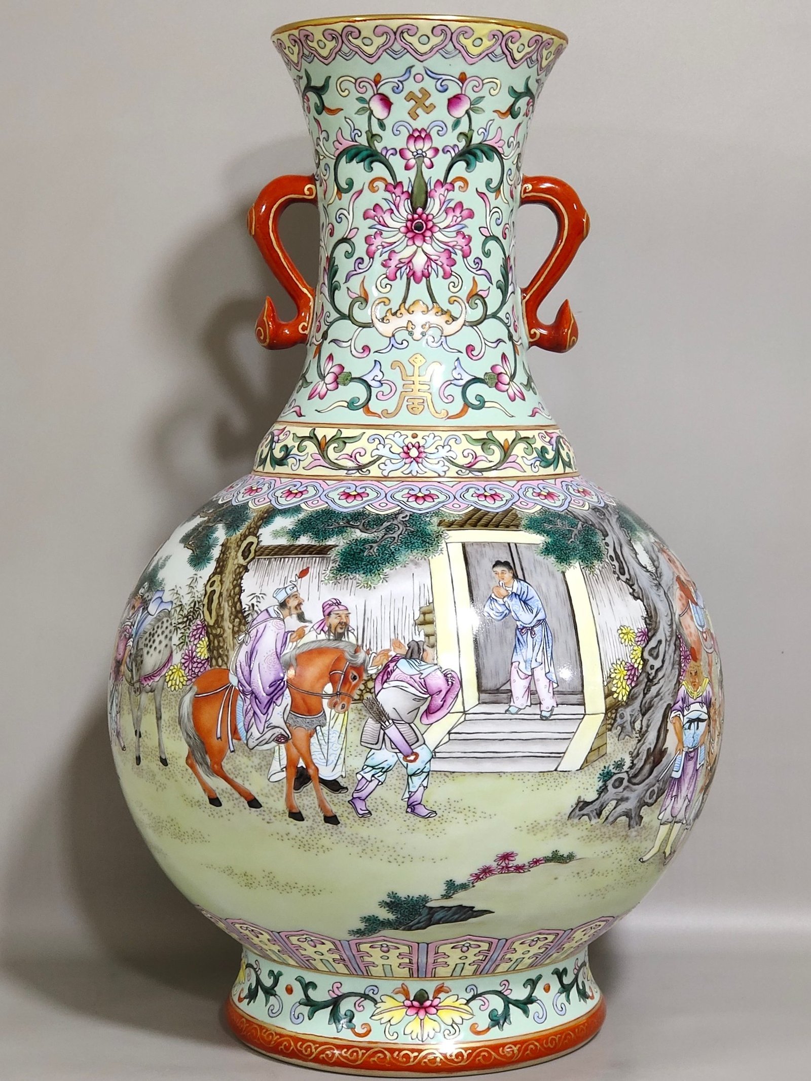 Qing Dynasty Qianlong green land edge poems amphorae
