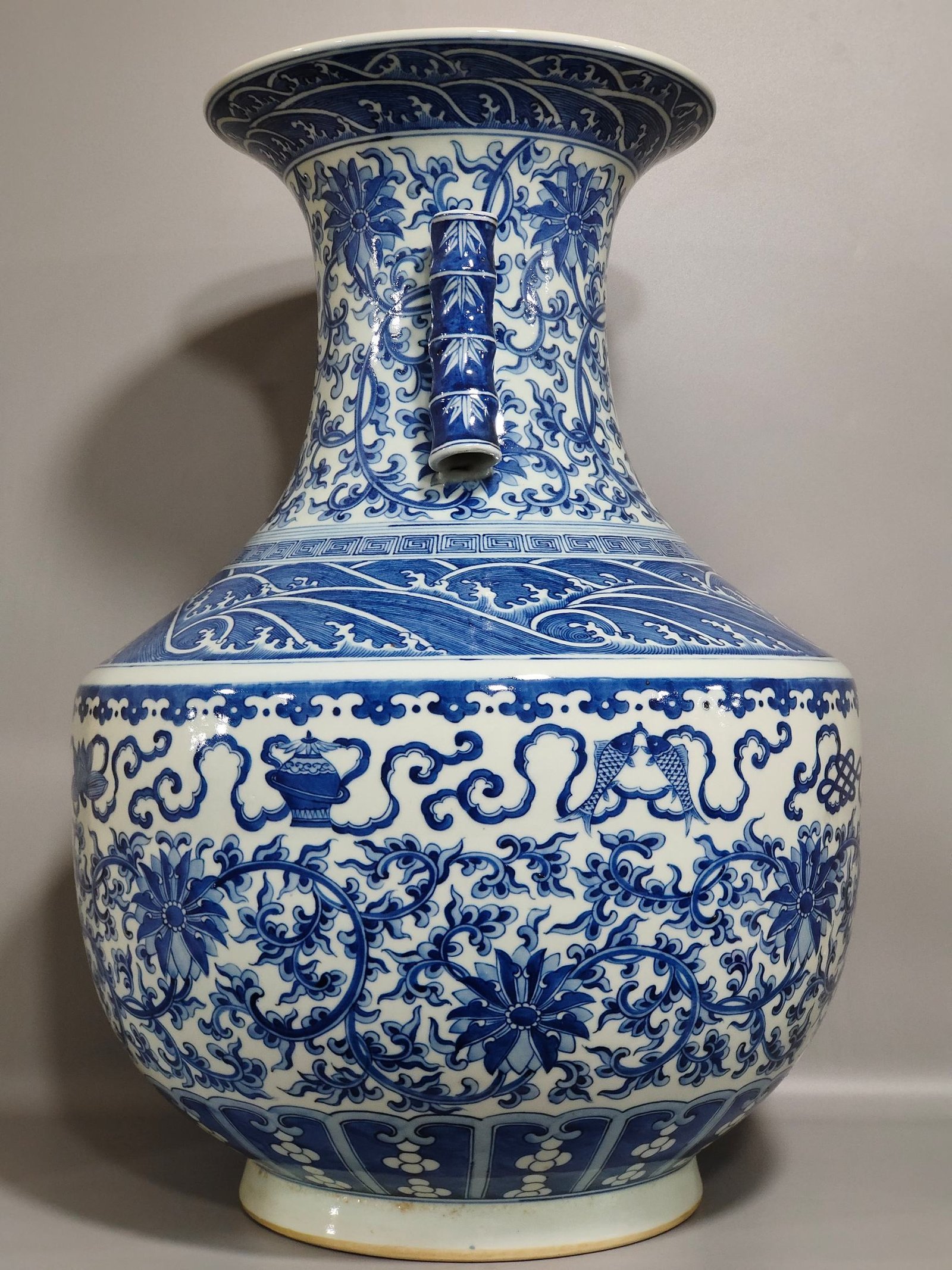 Qing Dynasty Qianlong a bamboo statue with entwined branches