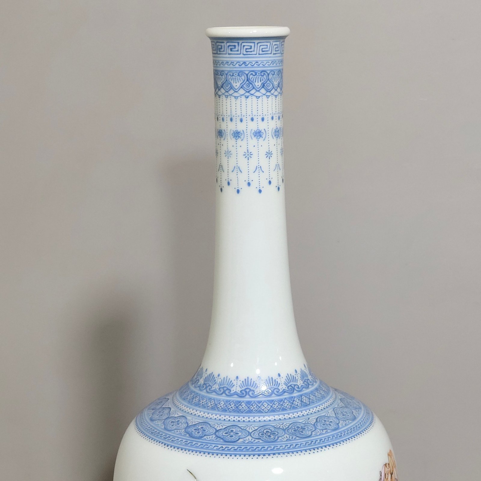 Qing Dynasty Qianlong green edge tea flask
