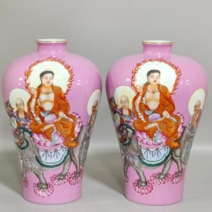 Qing Dynasty Qianlong rouge powder Arhat painting and poem plum vase