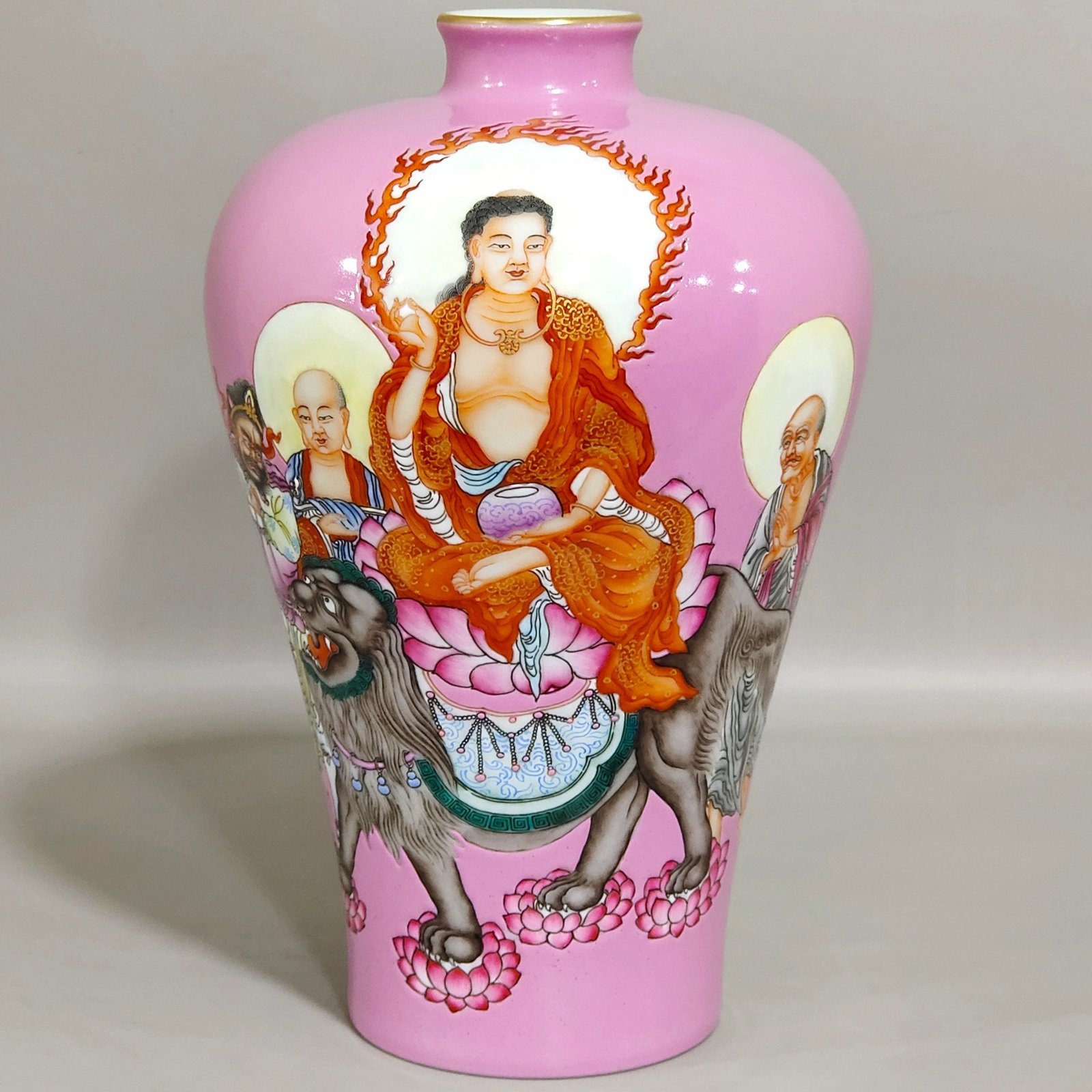 Qing Dynasty Qianlong rouge powder Arhat painting and poem plum vase