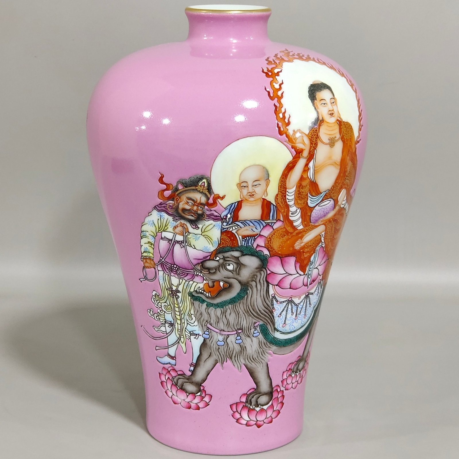 Qing Dynasty Qianlong rouge powder Arhat painting and poem plum vase