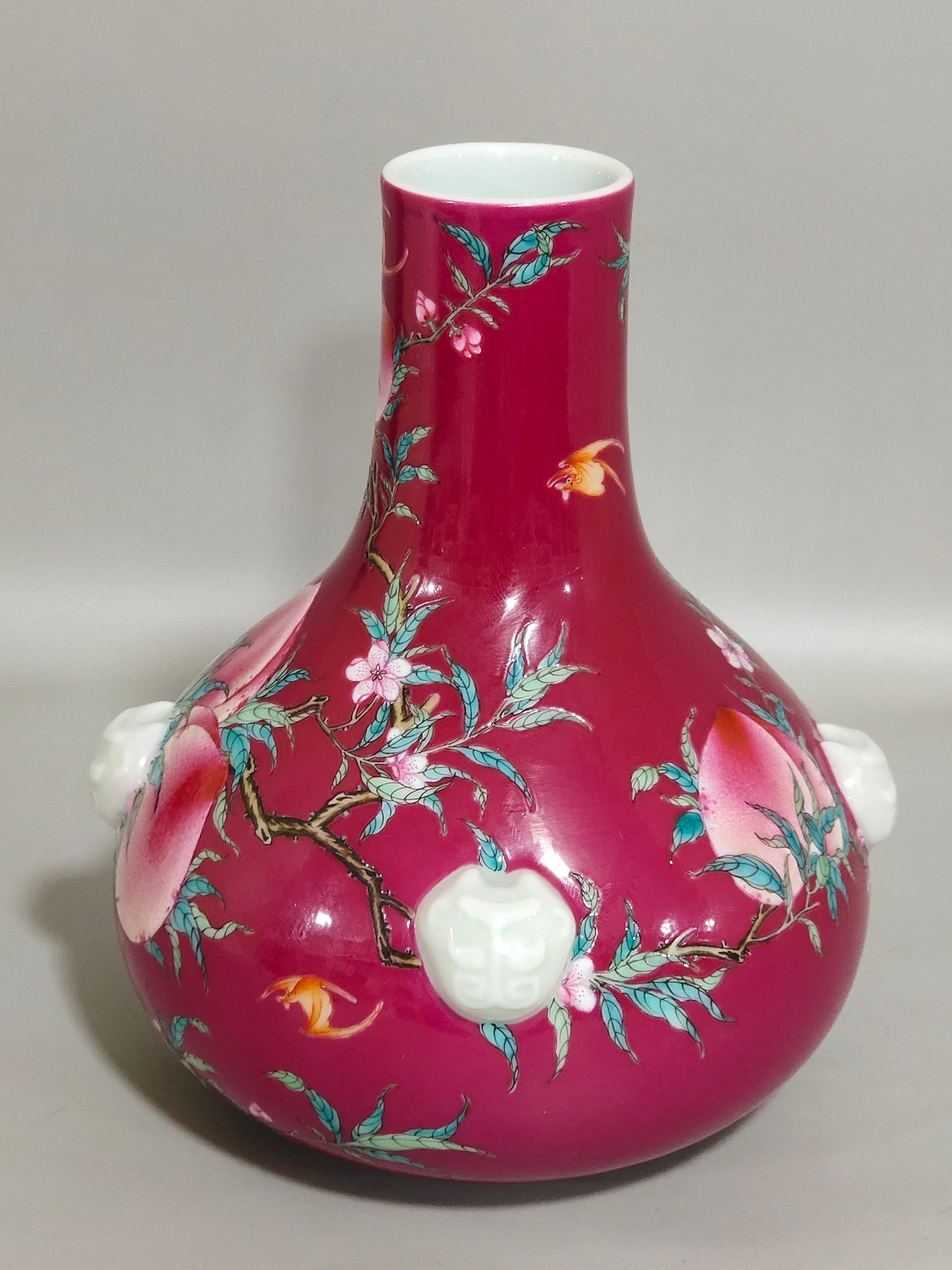 Qing Dynasty Qianlong rouge red Five Blessings Nine Peach Beast Ears flat belly vase