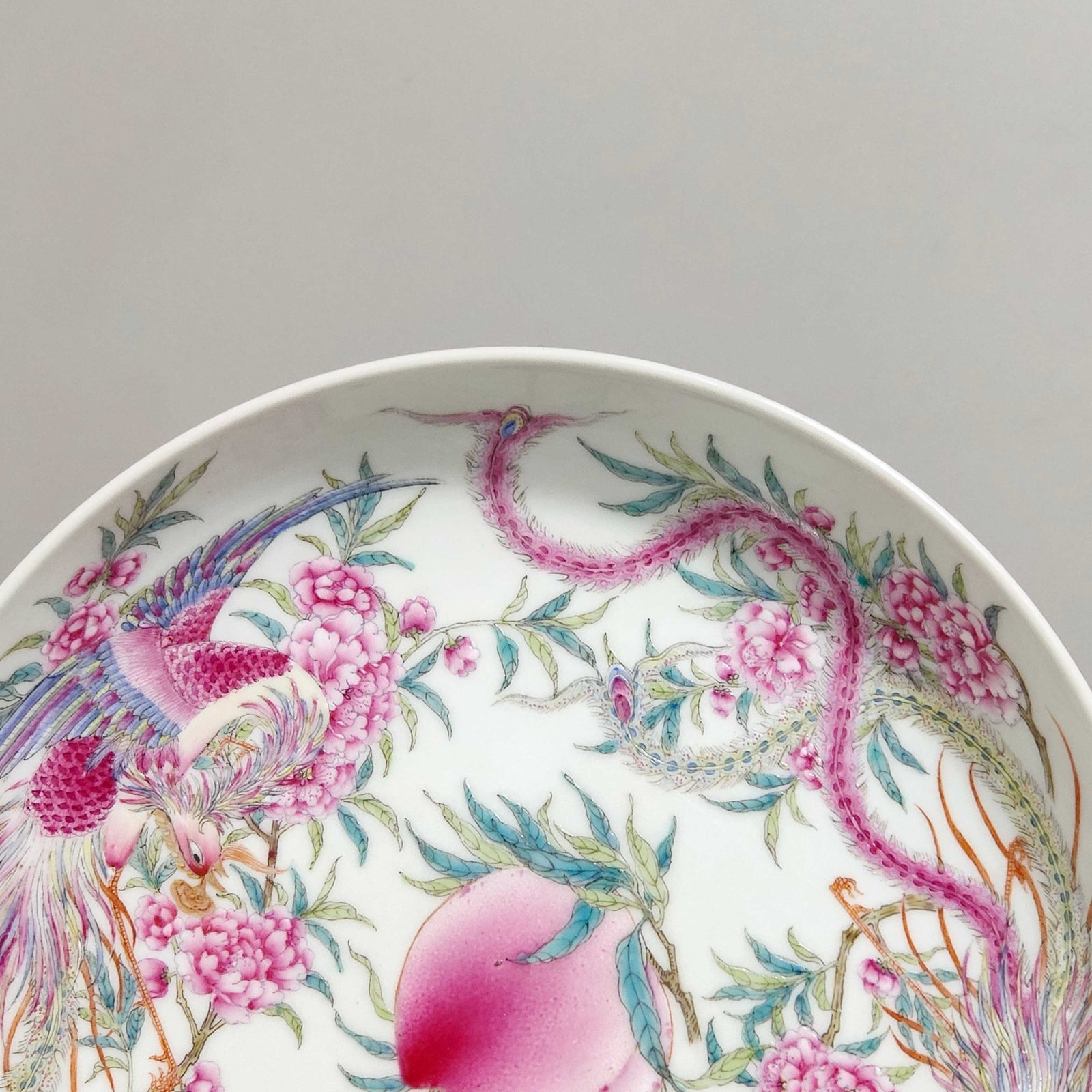 Qing Dynasty Qianlong rouge red phoenix wearing peony peach tray
