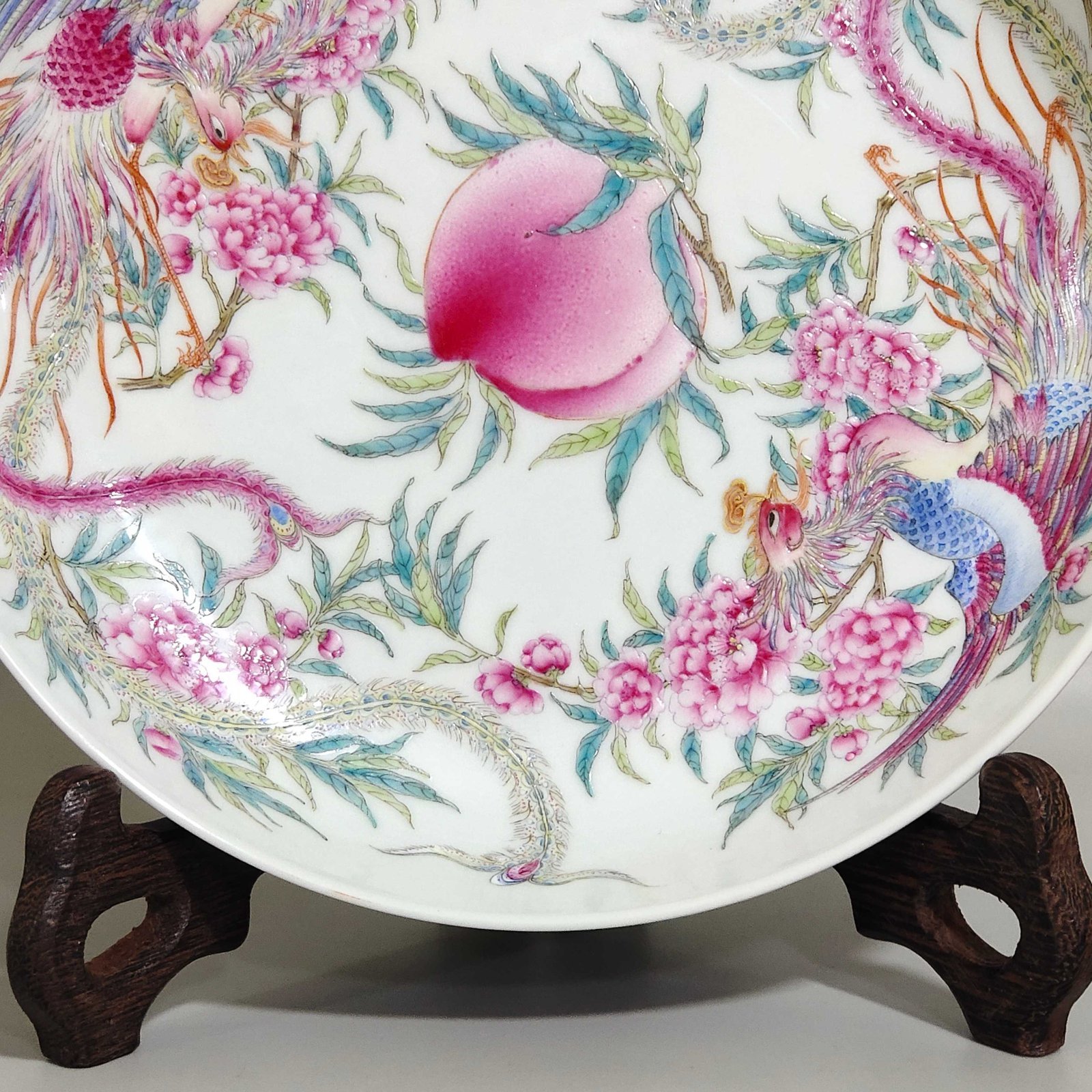 Qing Dynasty Qianlong rouge red phoenix wearing peony peach tray