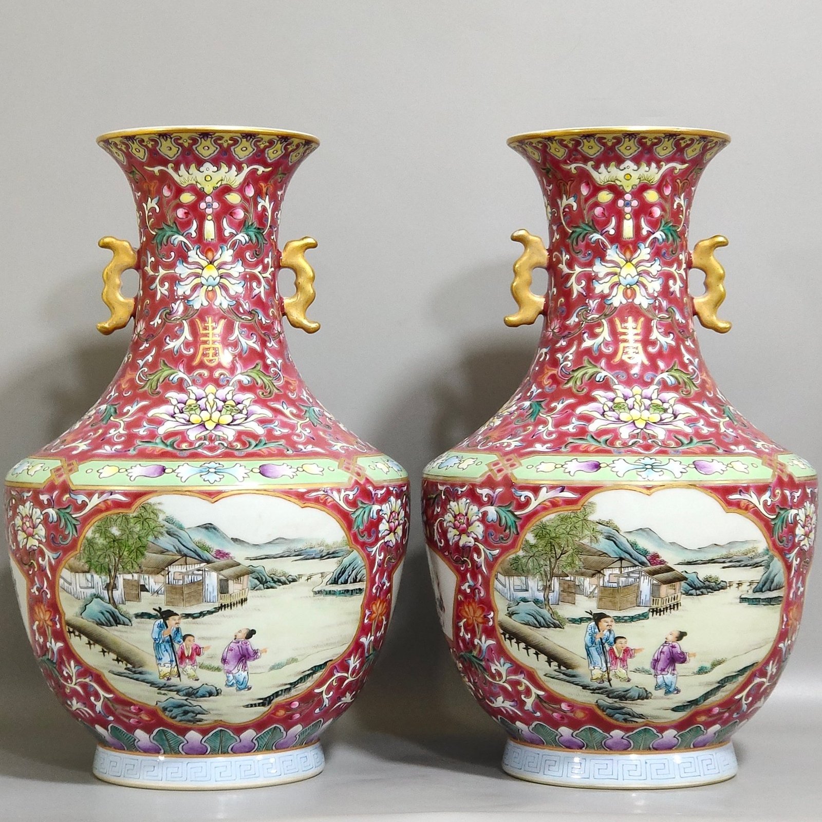 Qing Dynasty Qianlong rouge ground window character story amphora