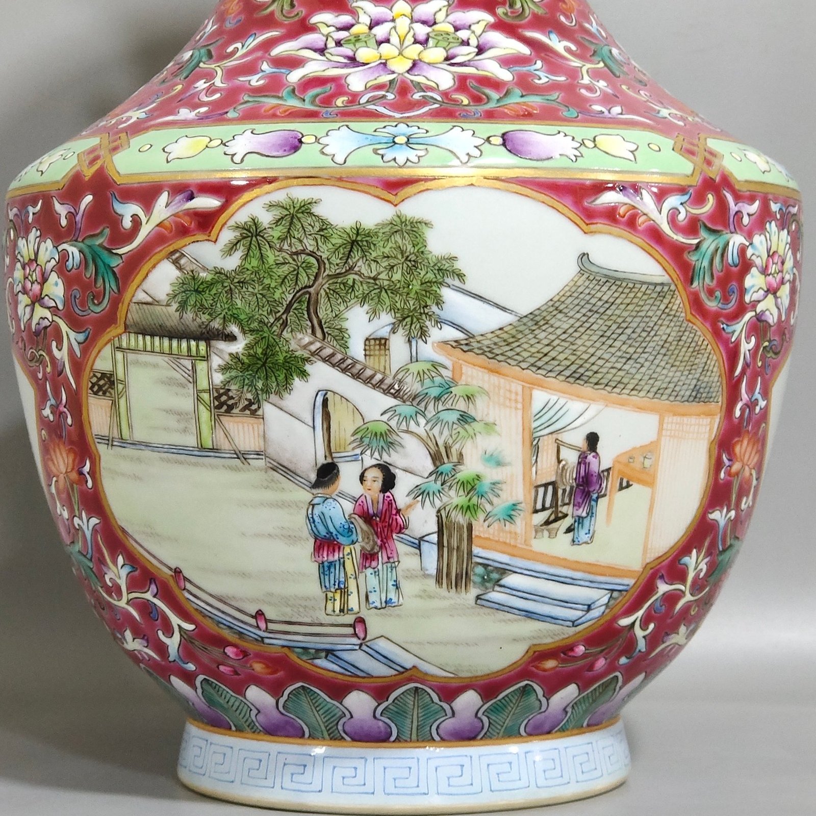 Qing Dynasty Qianlong rouge ground window character story amphora