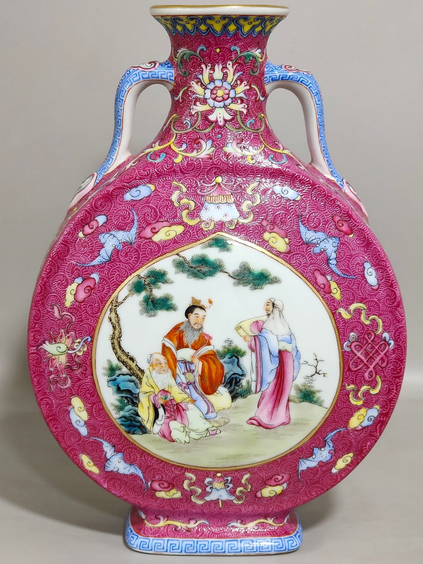 Qing Dynasty Qianlong a rouge red embroidered vase
