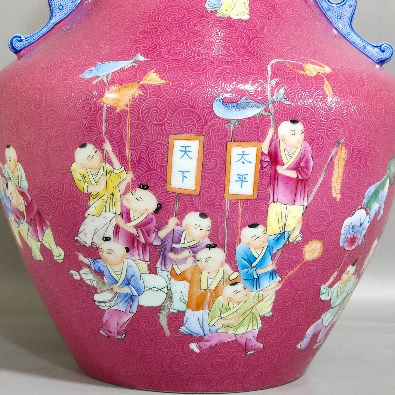 Qing Dynasty Qianlong rouge red baby playing with two ears