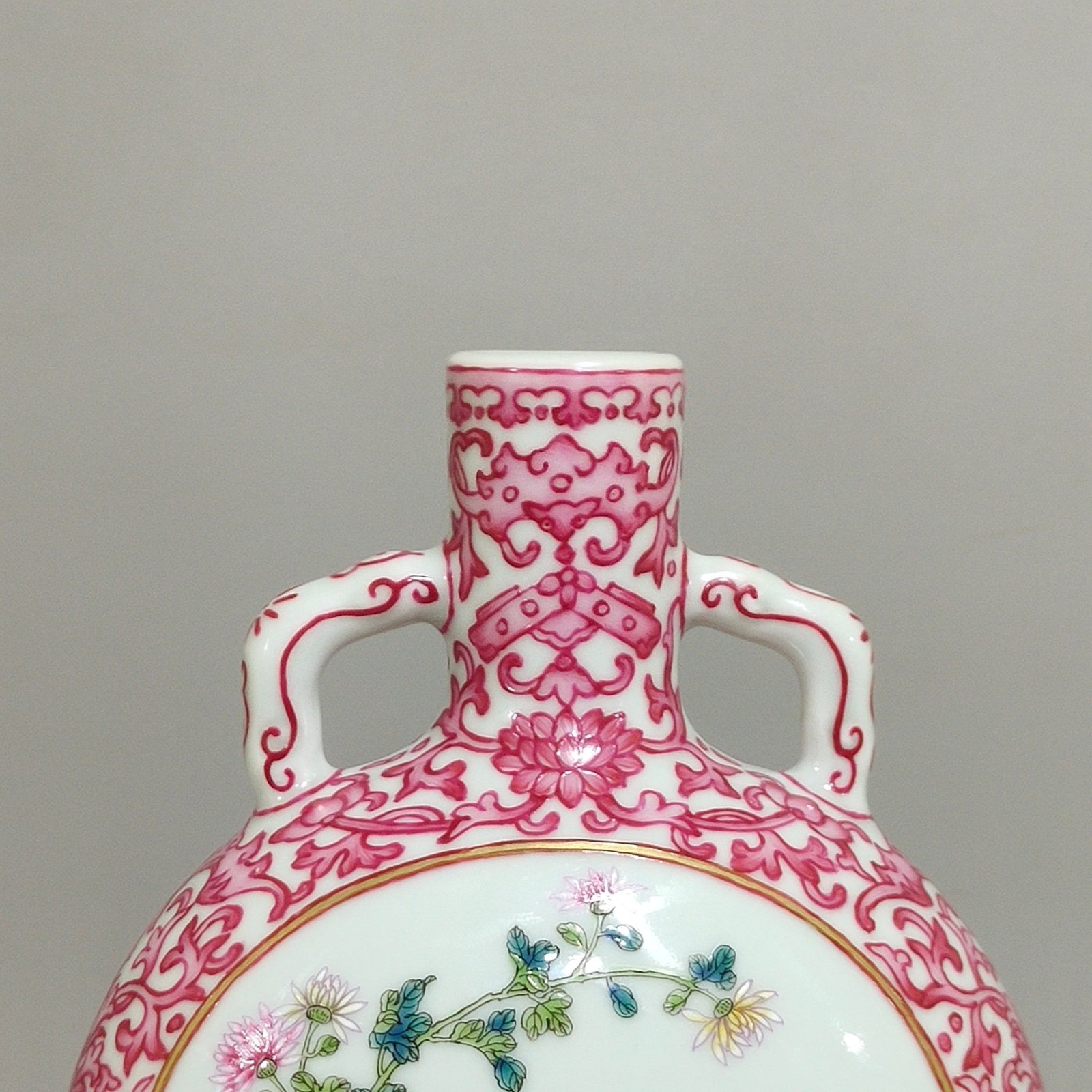 Qing Dynasty Qianlong rouge red blessing and longevity vase