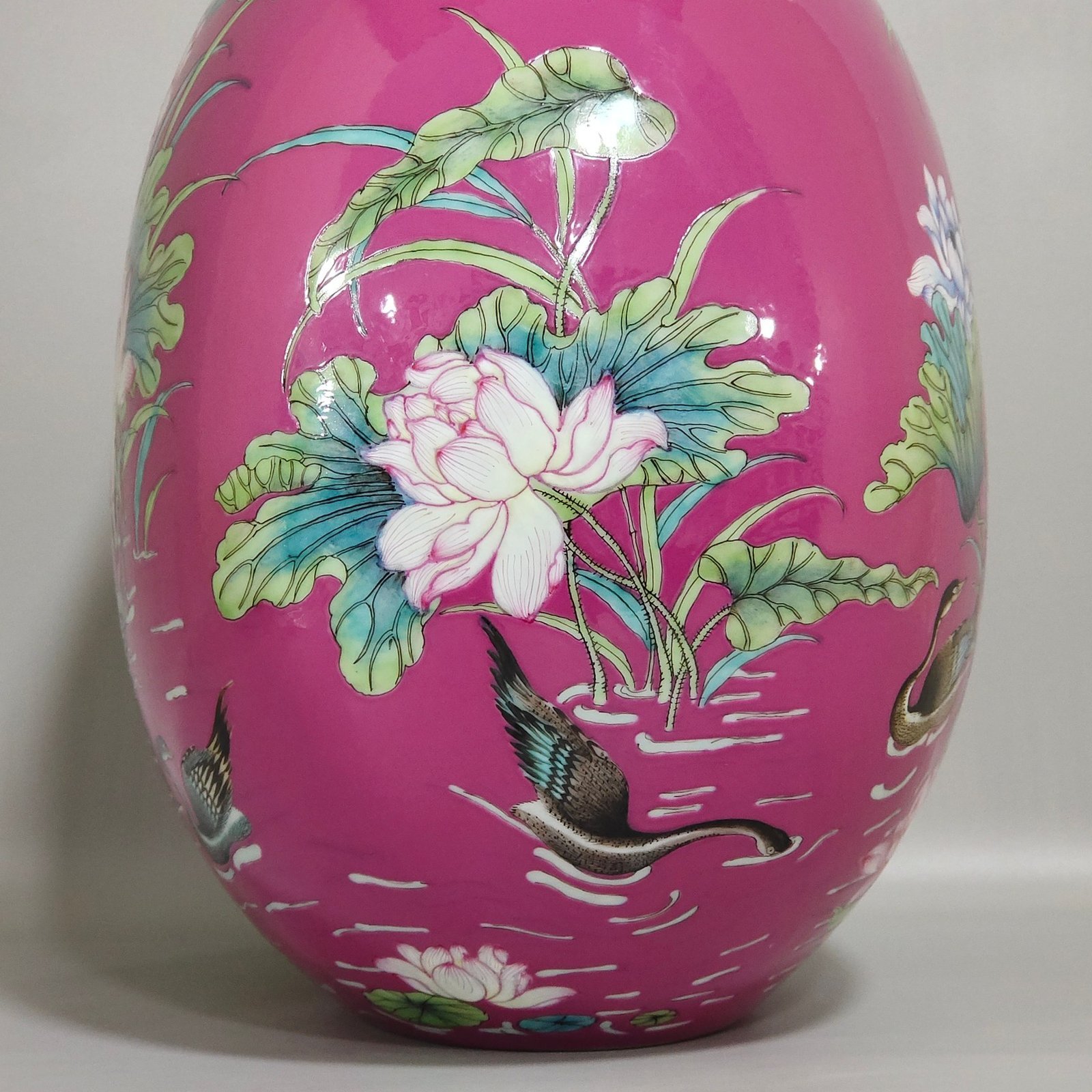 Qing Dynasty Qianlong rouge red wild duck vase with lotus holding the moon