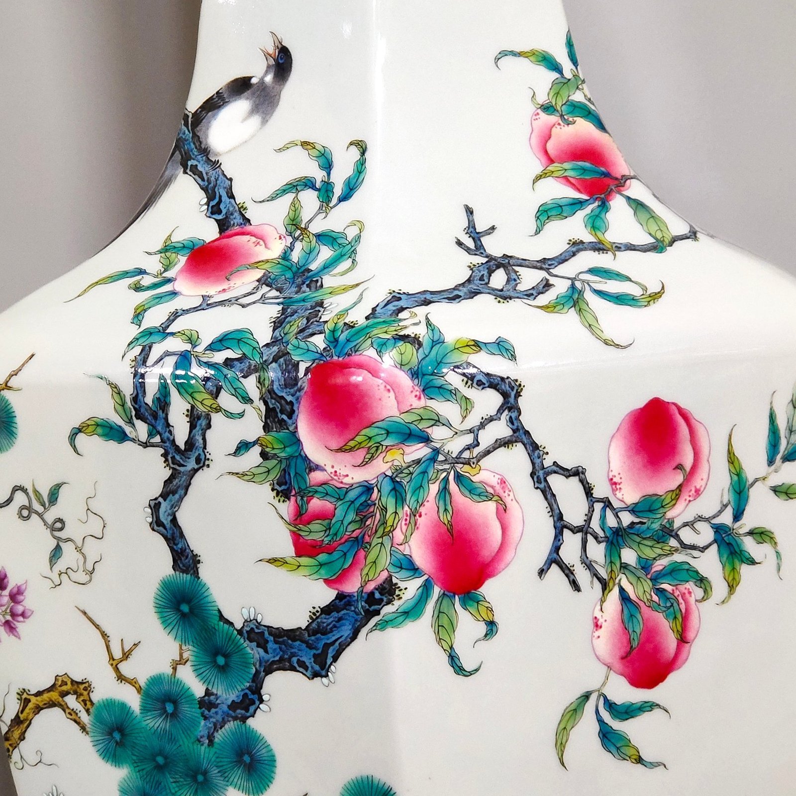 Qing Dynasty Qianlong flower and bird six square vase