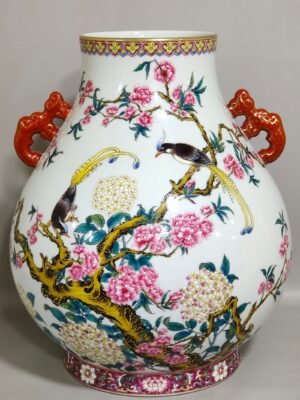 Qing Dynasty Qianlong Buddha bucket statue with poems about flowers and birds