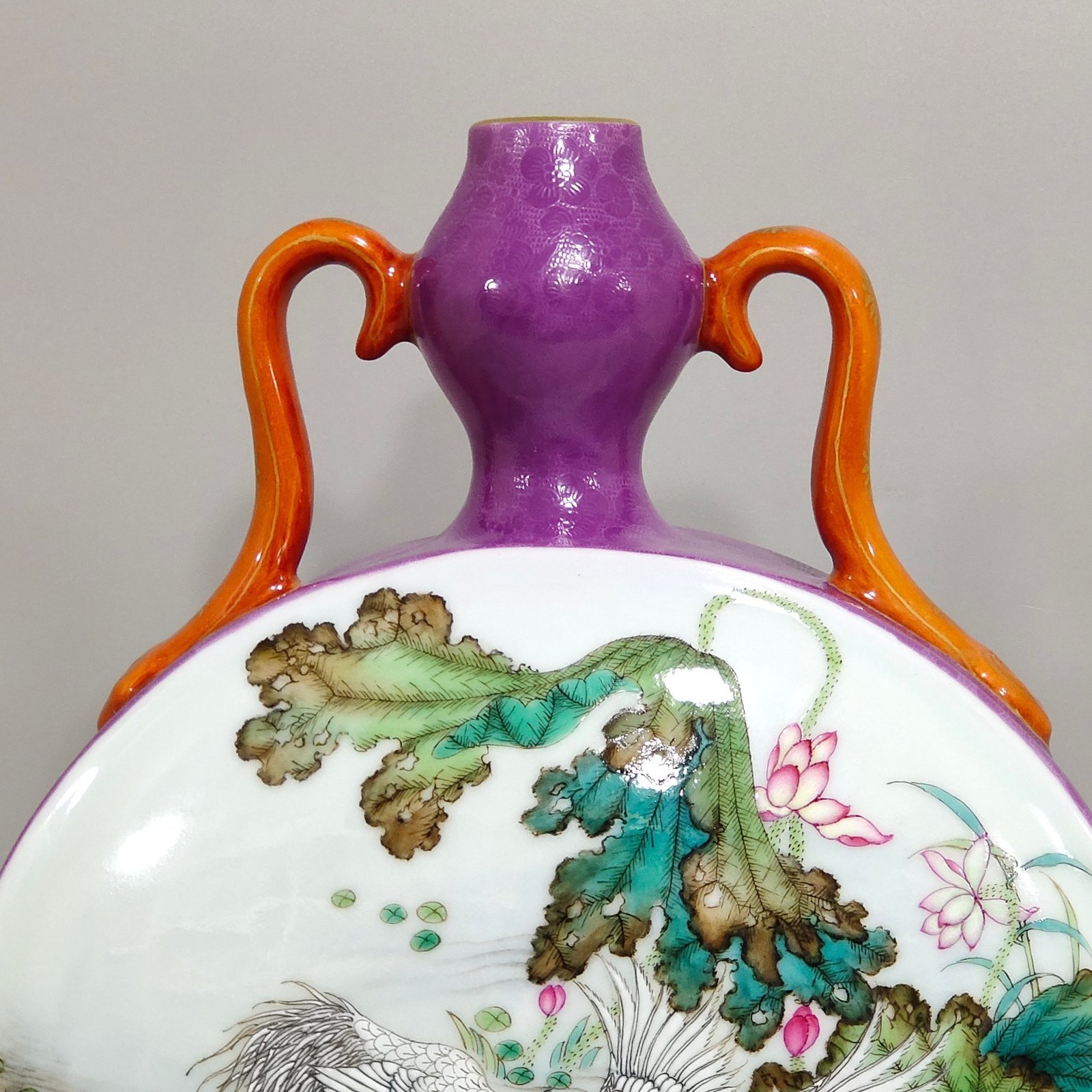 Qing Dynasty Qianlong a moon shaped vase with purple peel and purple eggplant skin