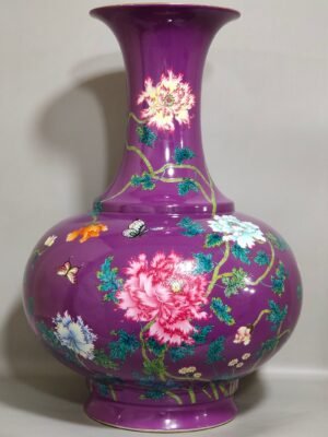 Qing Dynasty Qianlong eggplant skin purple glazed poppy poem appreciation vase