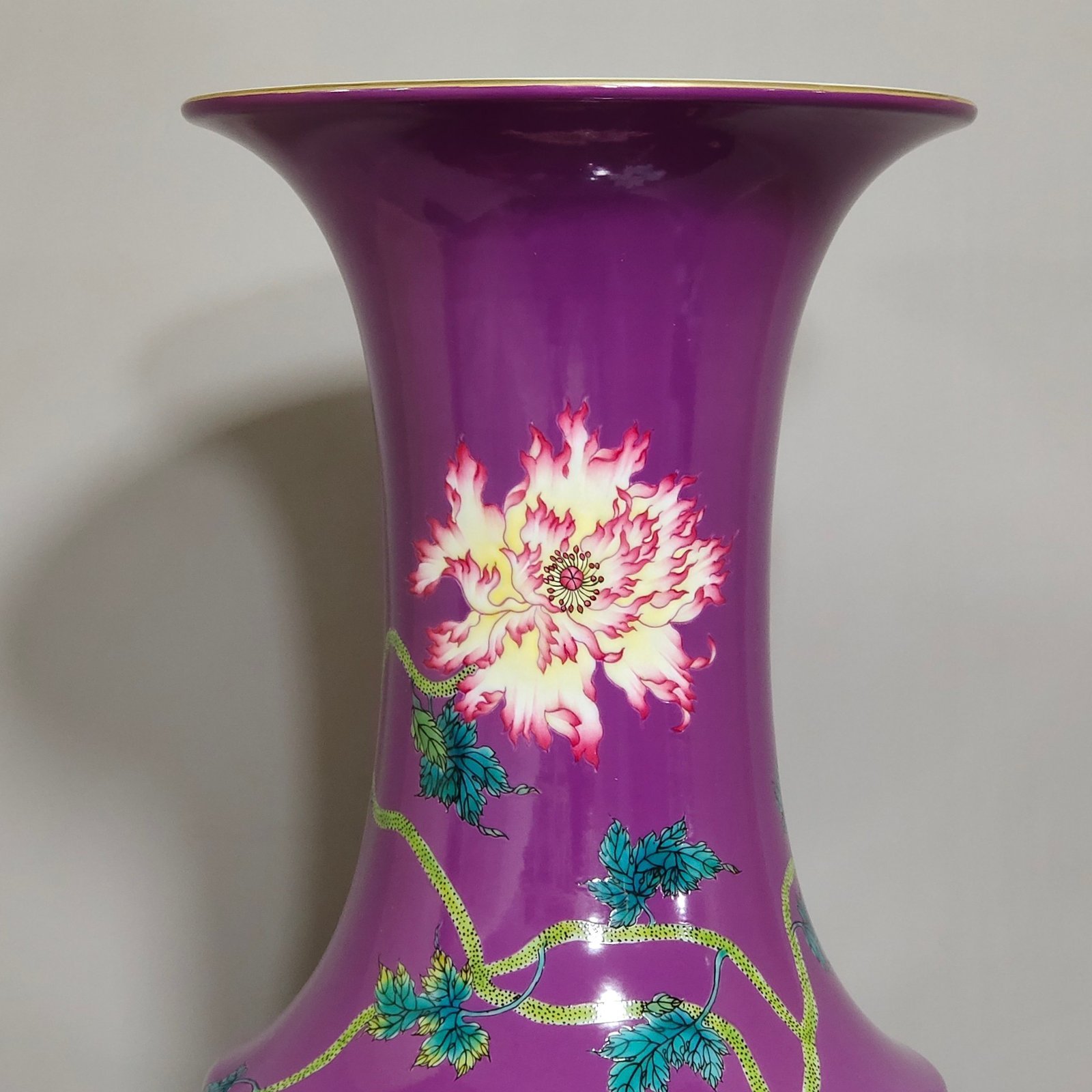 Qing Dynasty Qianlong eggplant skin purple glazed poppy poem appreciation vase