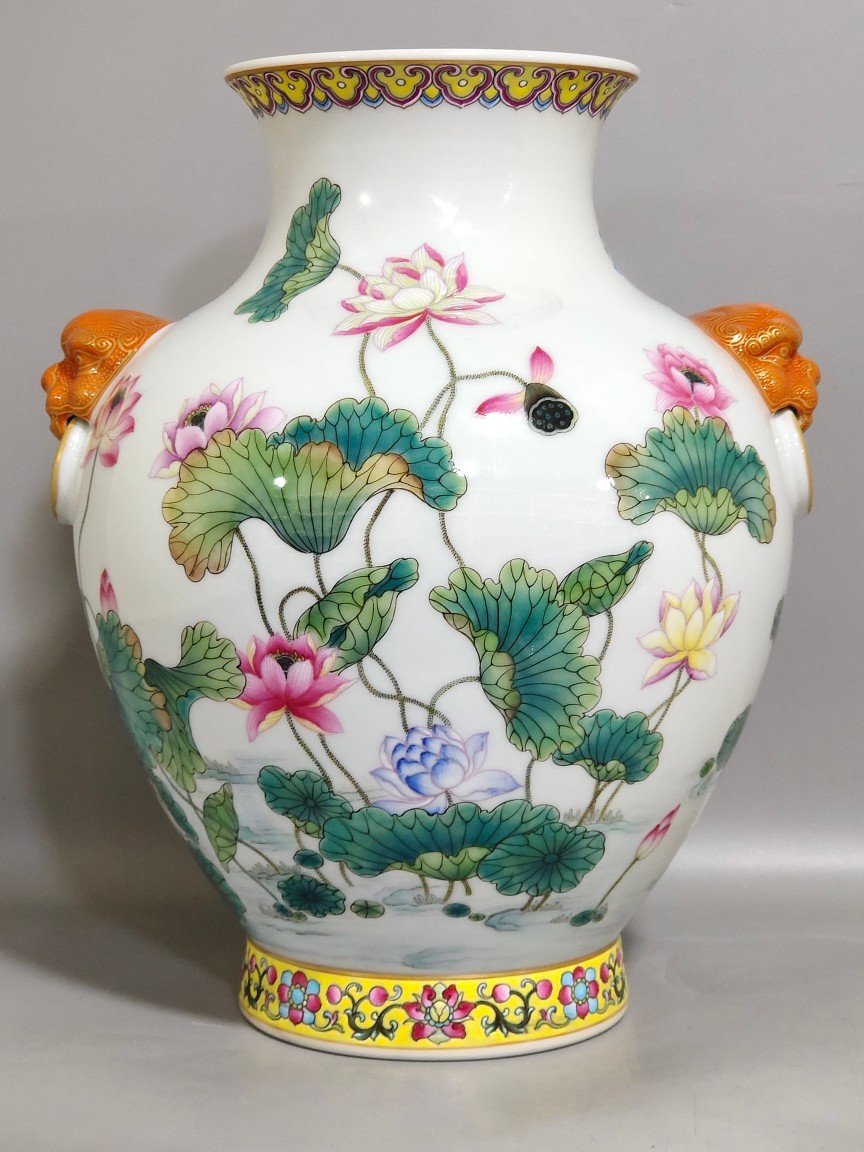 Qing Dynasty Qianlong lotus double eared statue