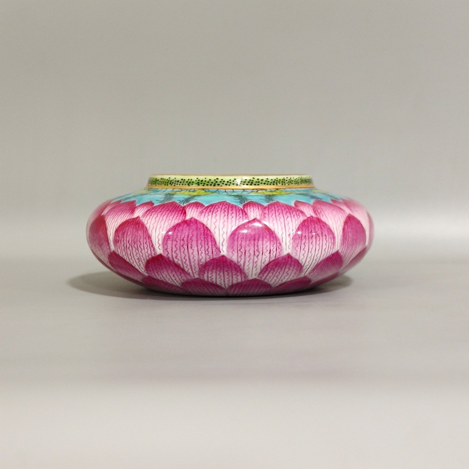 Qing Dynasty Qianlong Lotus Water Seal Washer