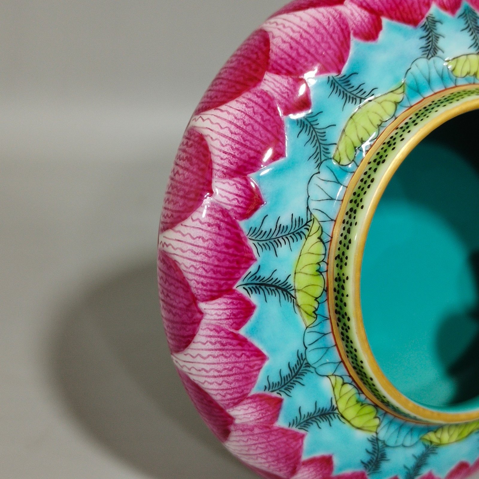 Qing Dynasty Qianlong Lotus Water Seal Washer