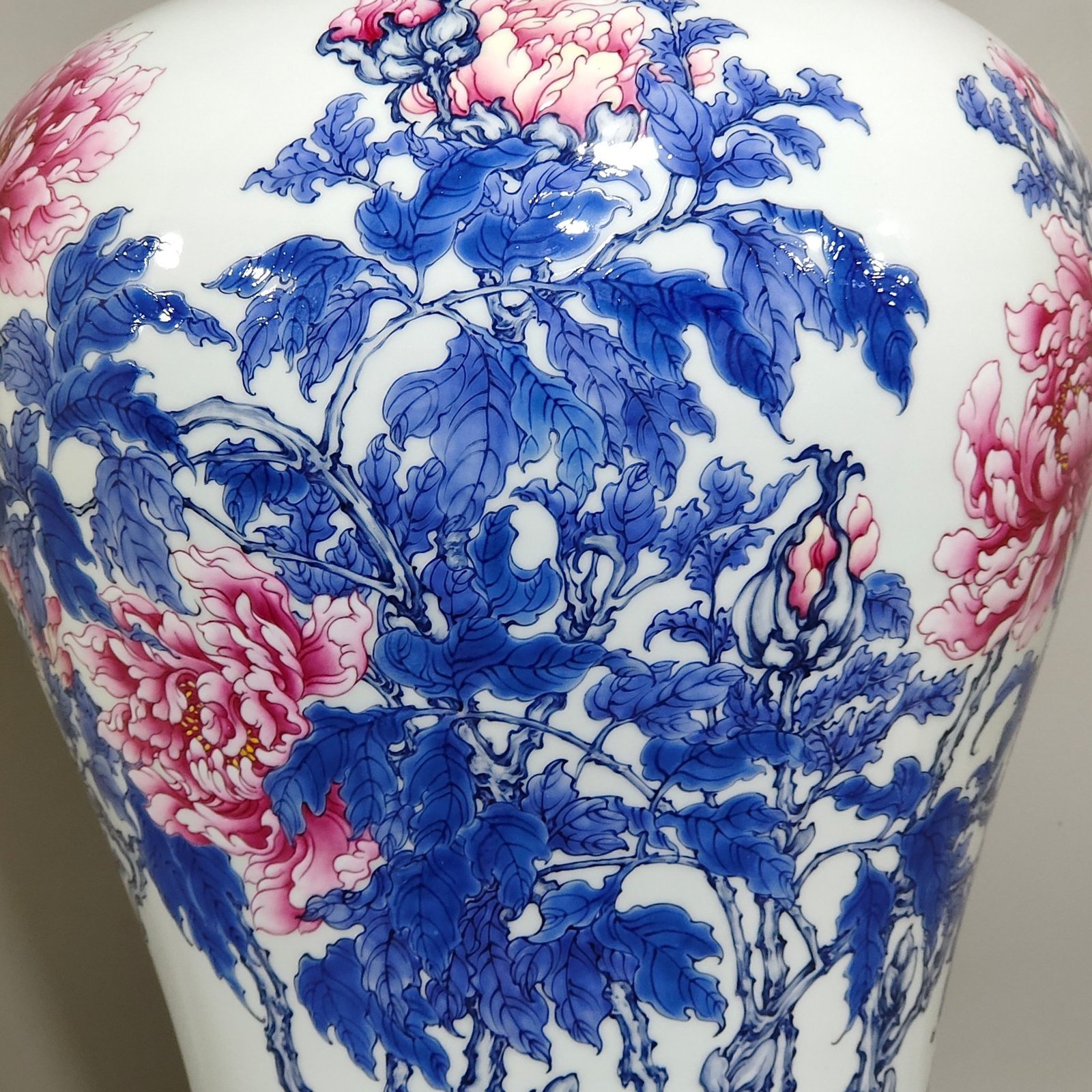 Qing Dynasty Qianlong A large blue plum vase with peonies and poems written
