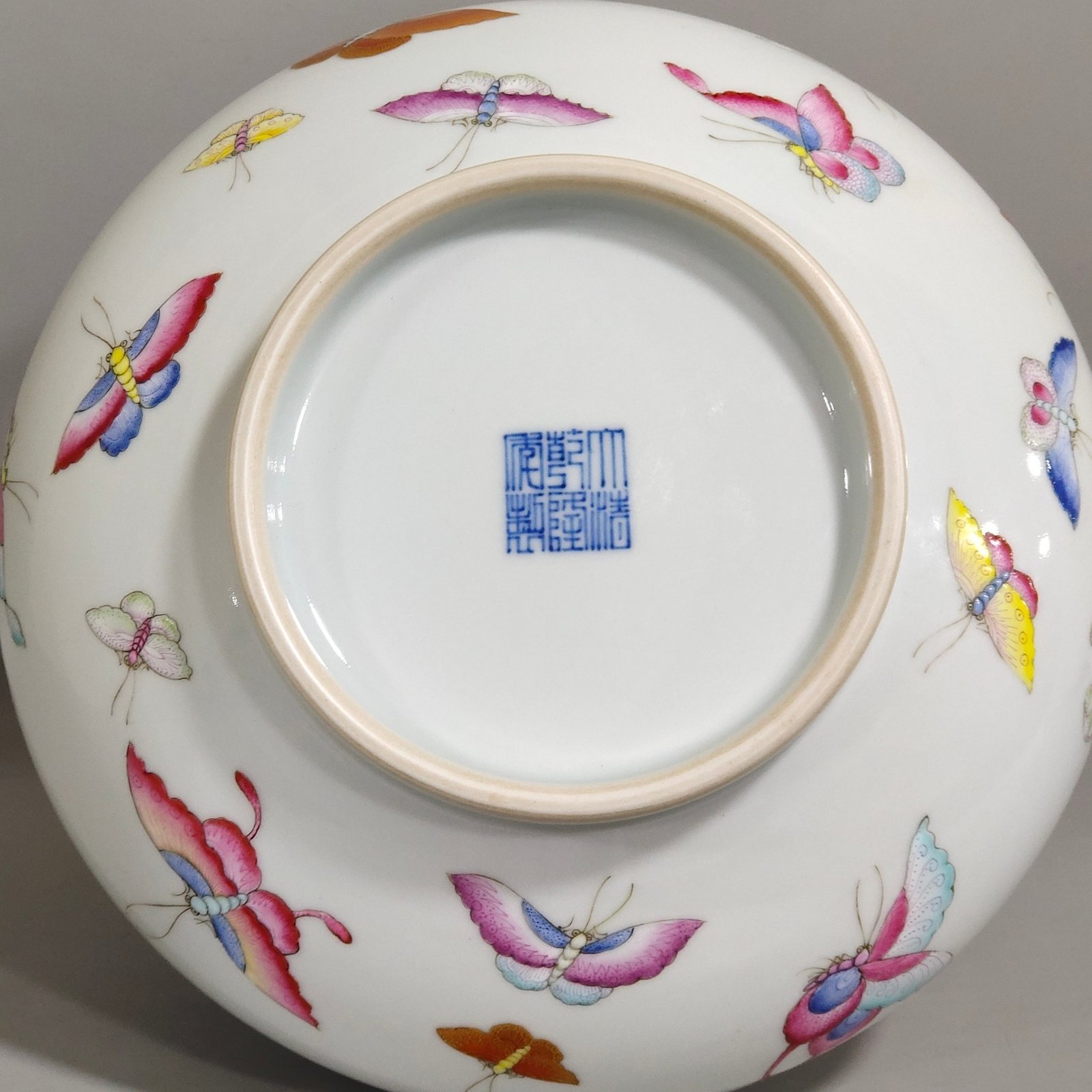 Qing Dynasty Qianlong butterfly vase