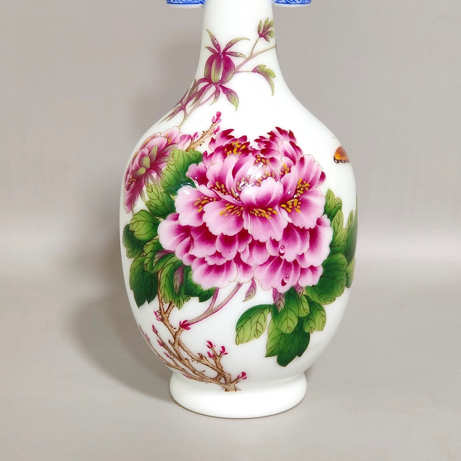 Qing Dynasty Qianlong Castiglione enamel floral amphorae