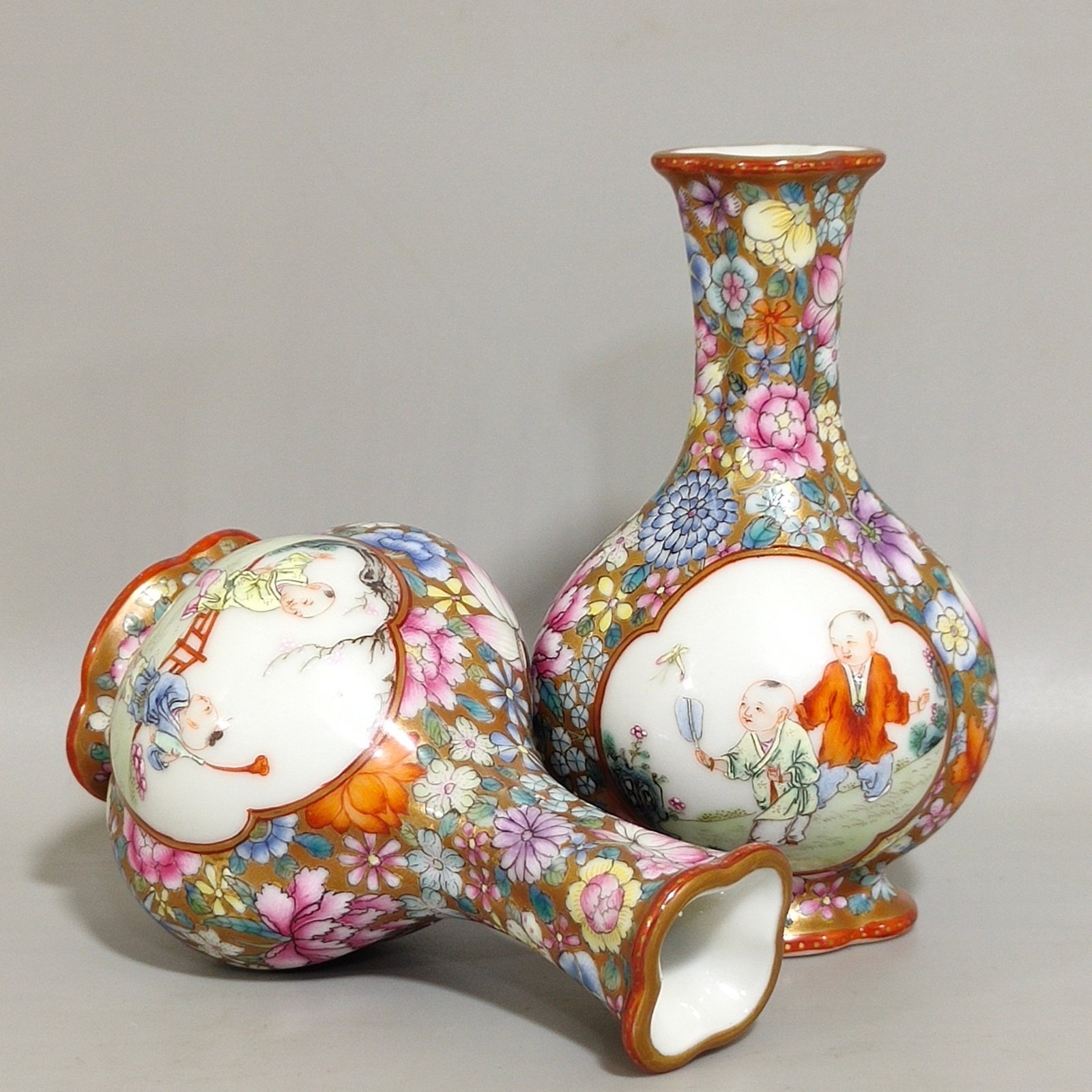 Qing Dynasty Qianlong Jindi Wanhua window baby vase