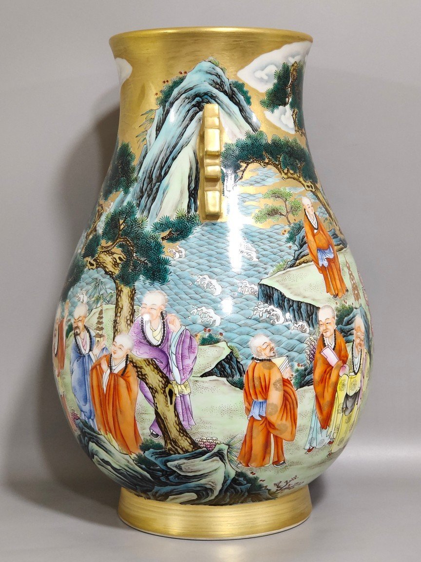 Qing Dynasty Qianlong Jindi Eighteen Arhat amphorae