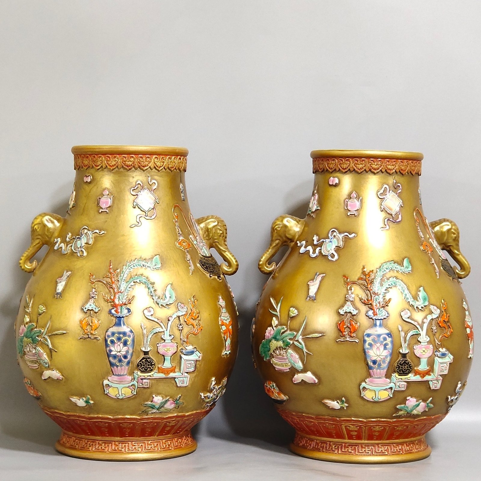Qing Dynasty Qianlong gold plated elephant ear statue