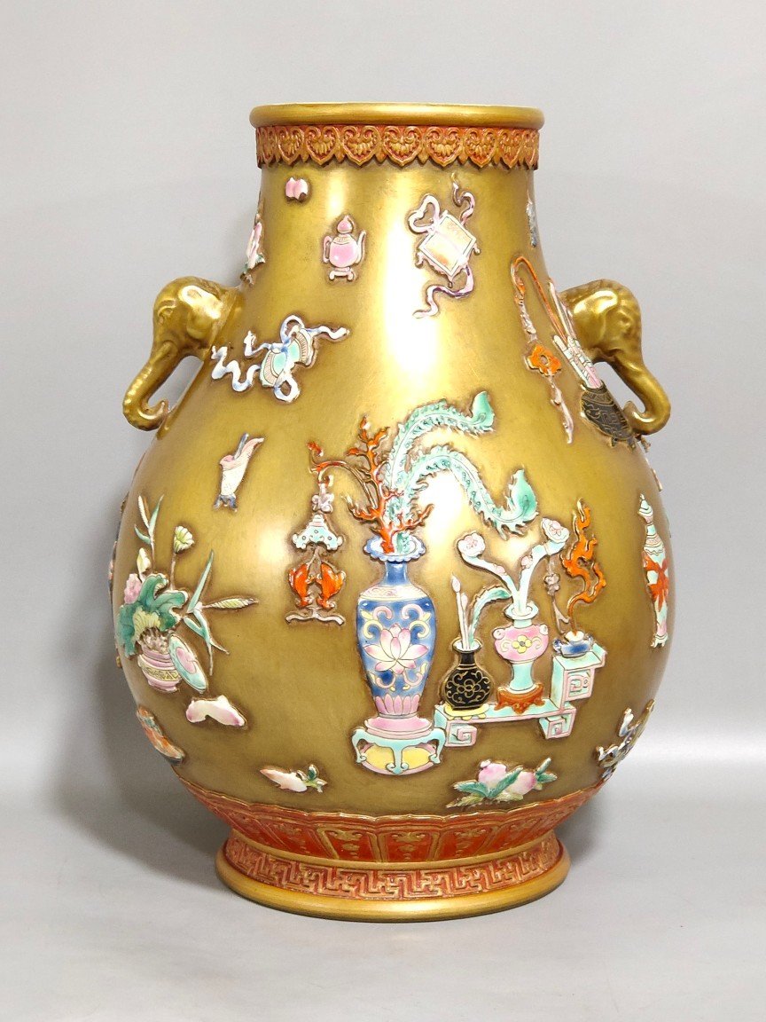 Qing Dynasty Qianlong gold plated elephant ear statue